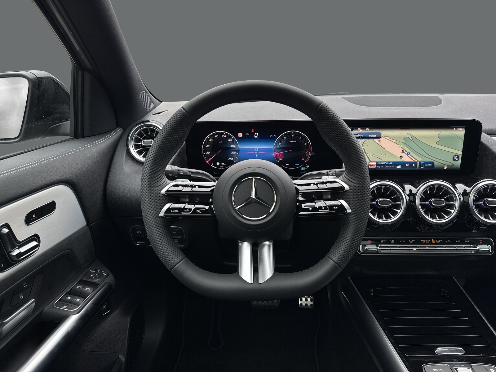 MERCEDES-BENZ GLA 250 4Matic 8G-DCT Swiss Star - 10