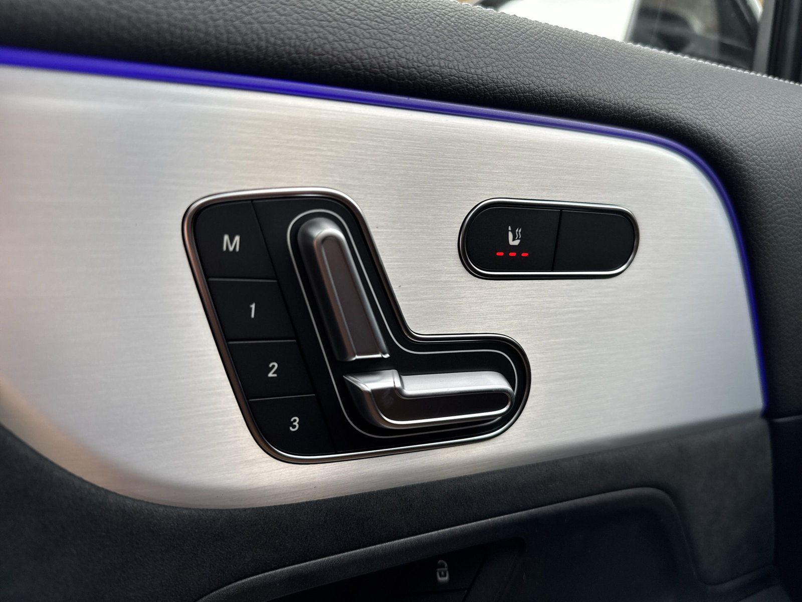 MERCEDES-BENZ GLA 250 4Matic 8G-DCT Swiss Star - 29