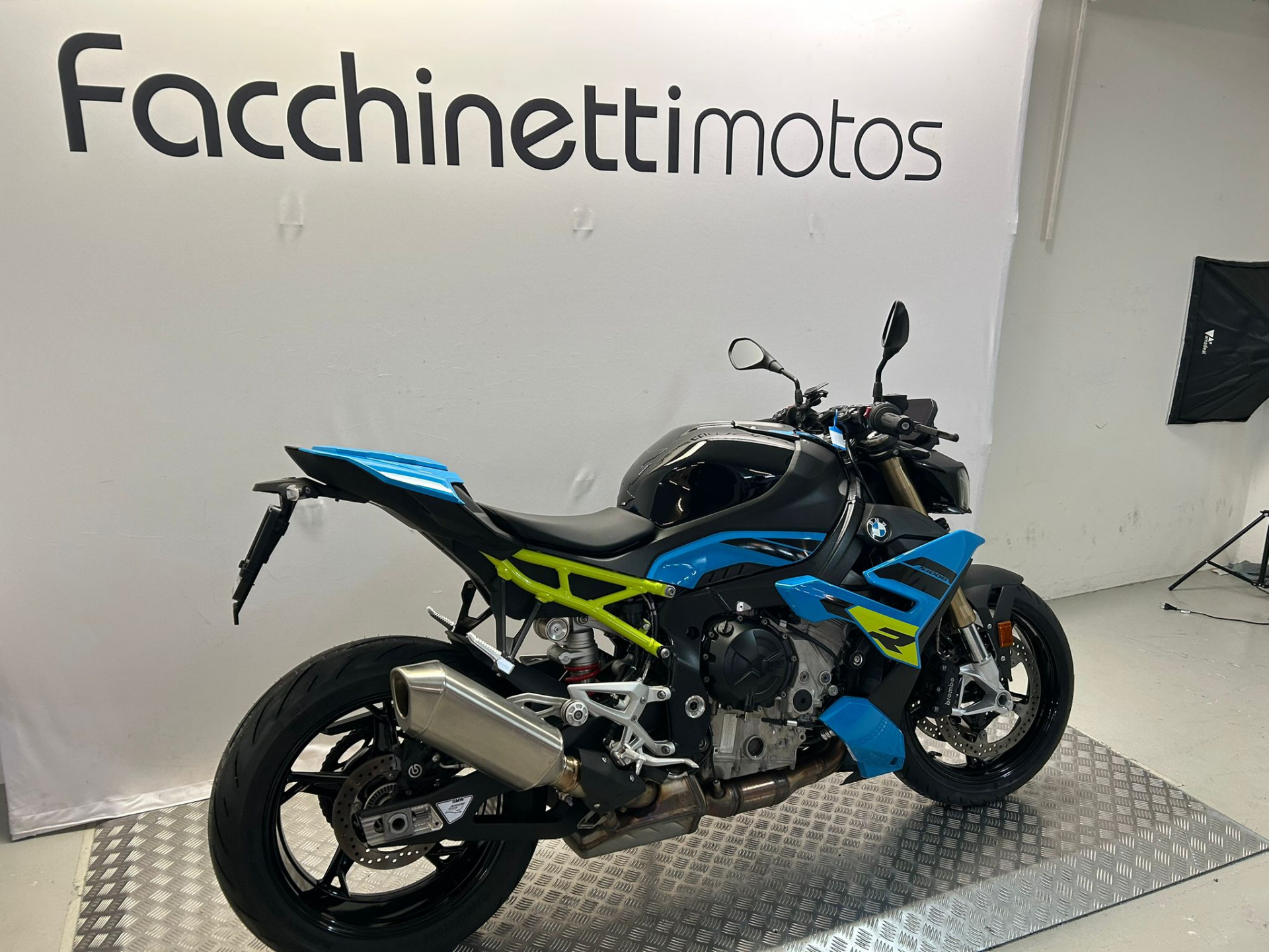 BMW S 1000 R Sport - 4