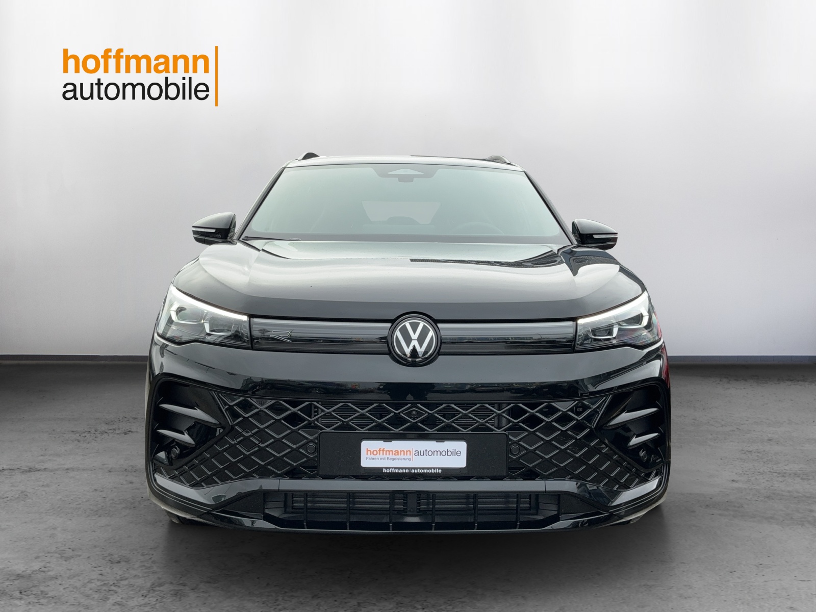 VW Tiguan 2.0 TSI DSG R-Line 4Motion - 2