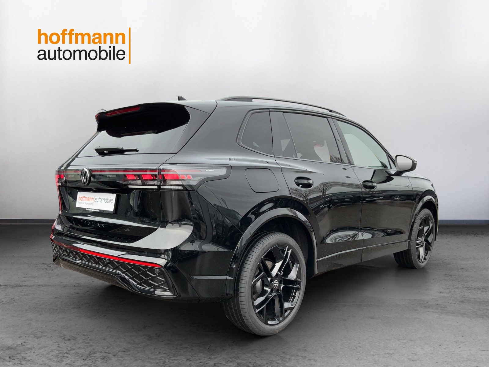 VW Tiguan 2.0 TSI DSG R-Line 4Motion - 4