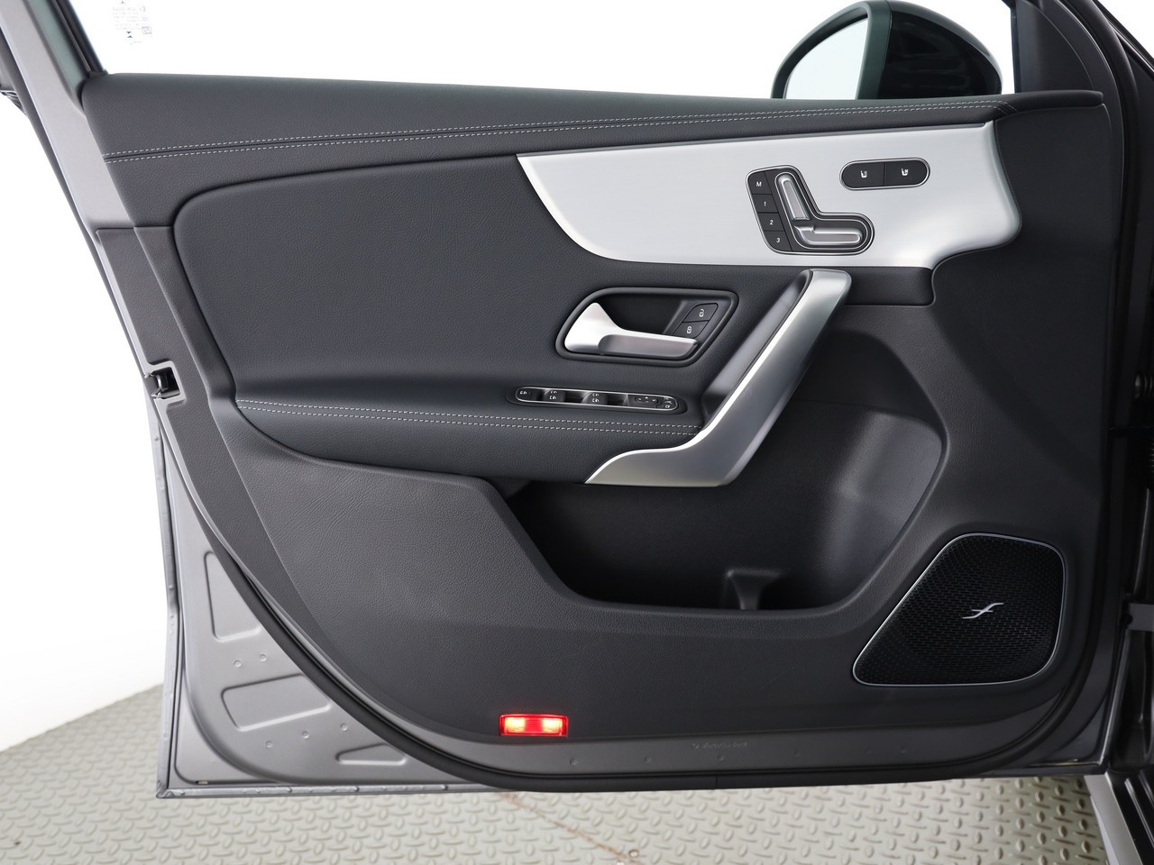 MERCEDES-BENZ A AMG 35 4Matic 8G-DCT - 15