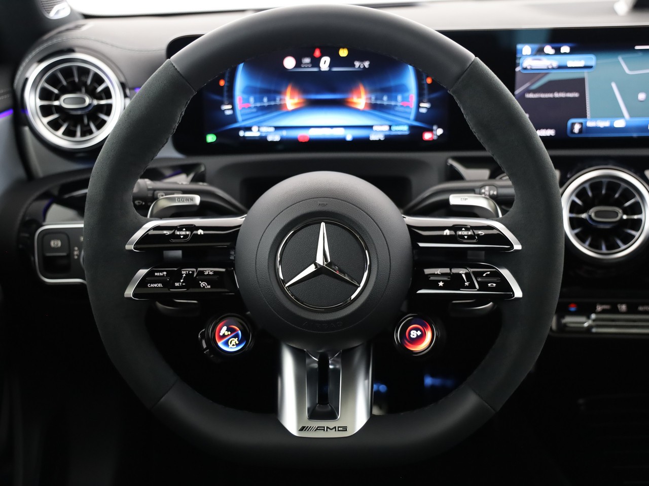 MERCEDES-BENZ A AMG 35 4Matic 8G-DCT - 7