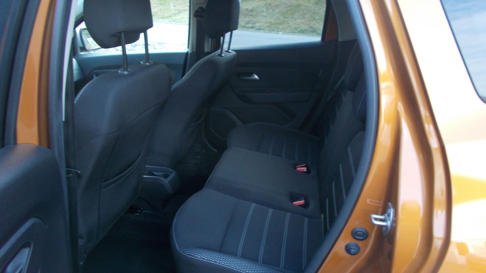 DACIA Duster dCi 115 Celebration 4x4 - 6