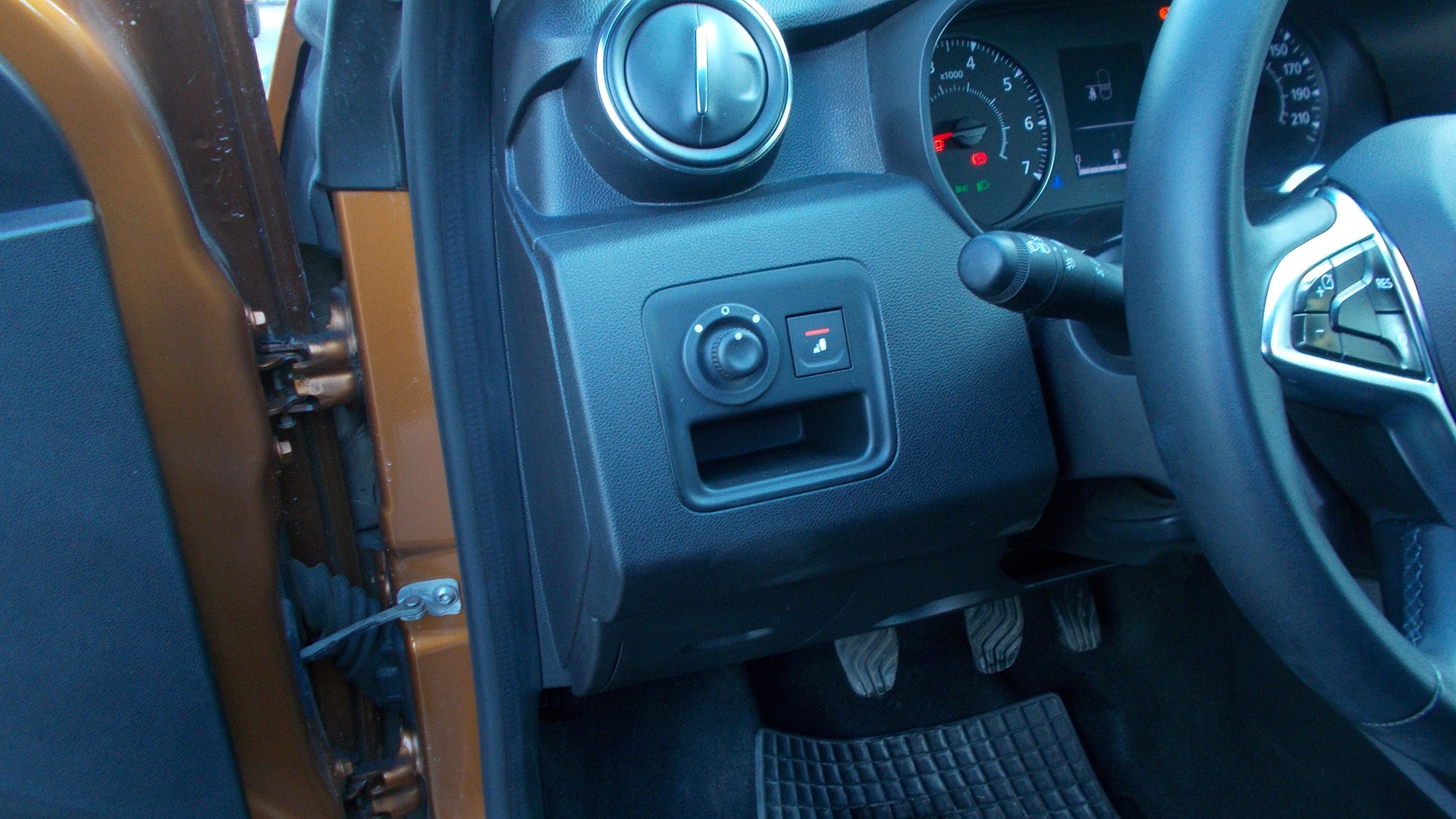 DACIA Duster dCi 115 Celebration 4x4 - 9