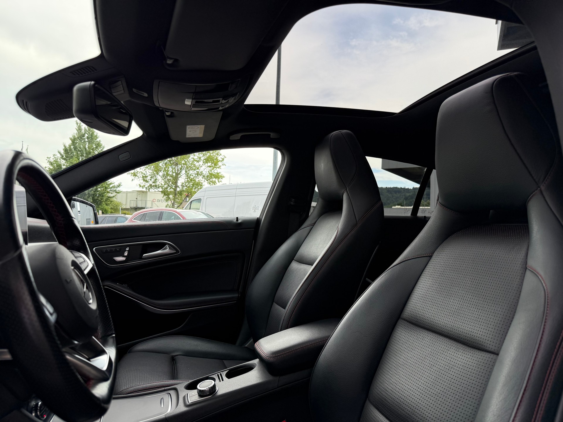 MERCEDES-BENZ CLA Shooting Brake 250 AMG Line 4Matic 7G-DCT - 5