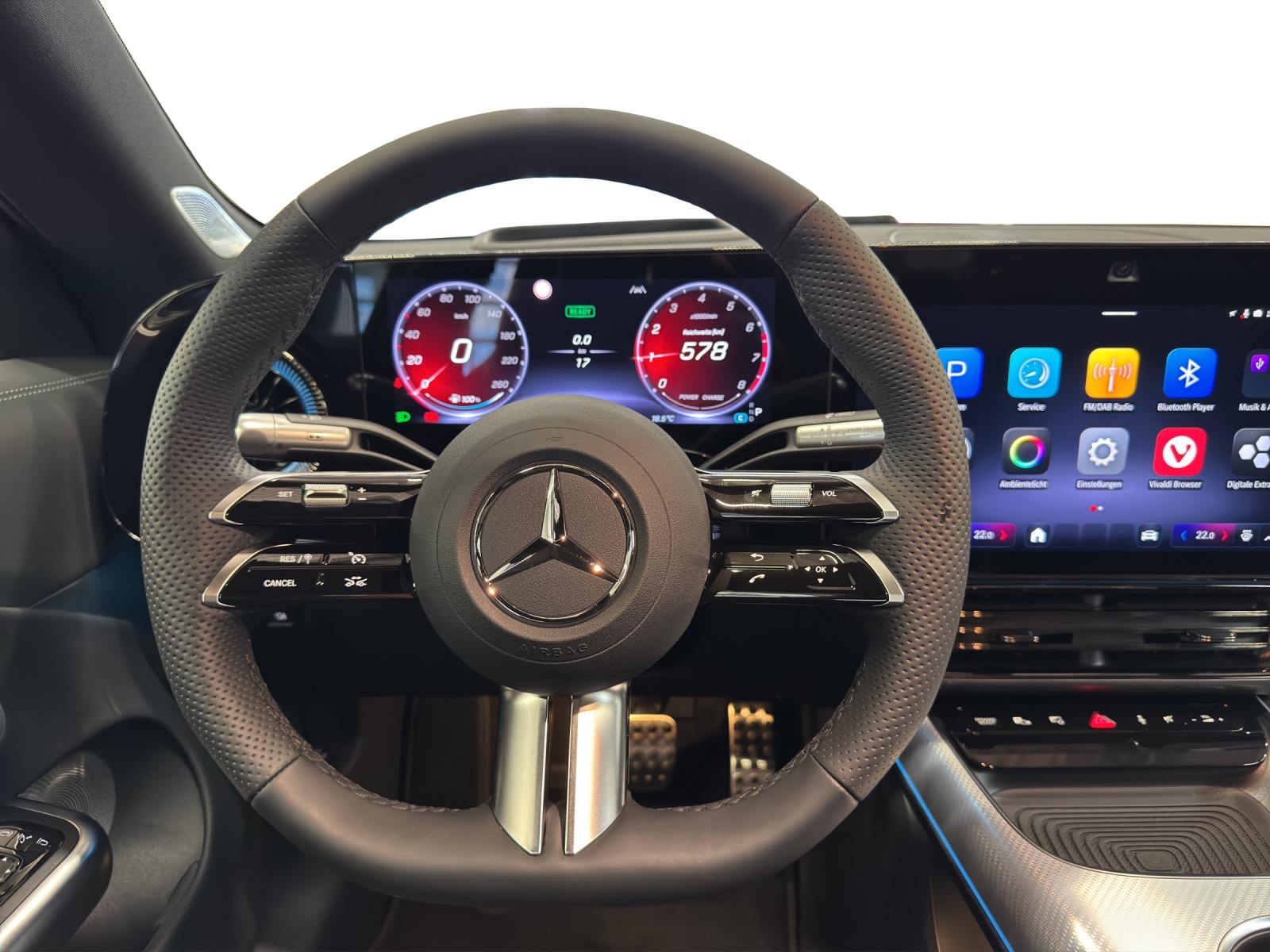 MERCEDES-BENZ CLA 220 AMG-Line 8G-DCT 4Matic - 11