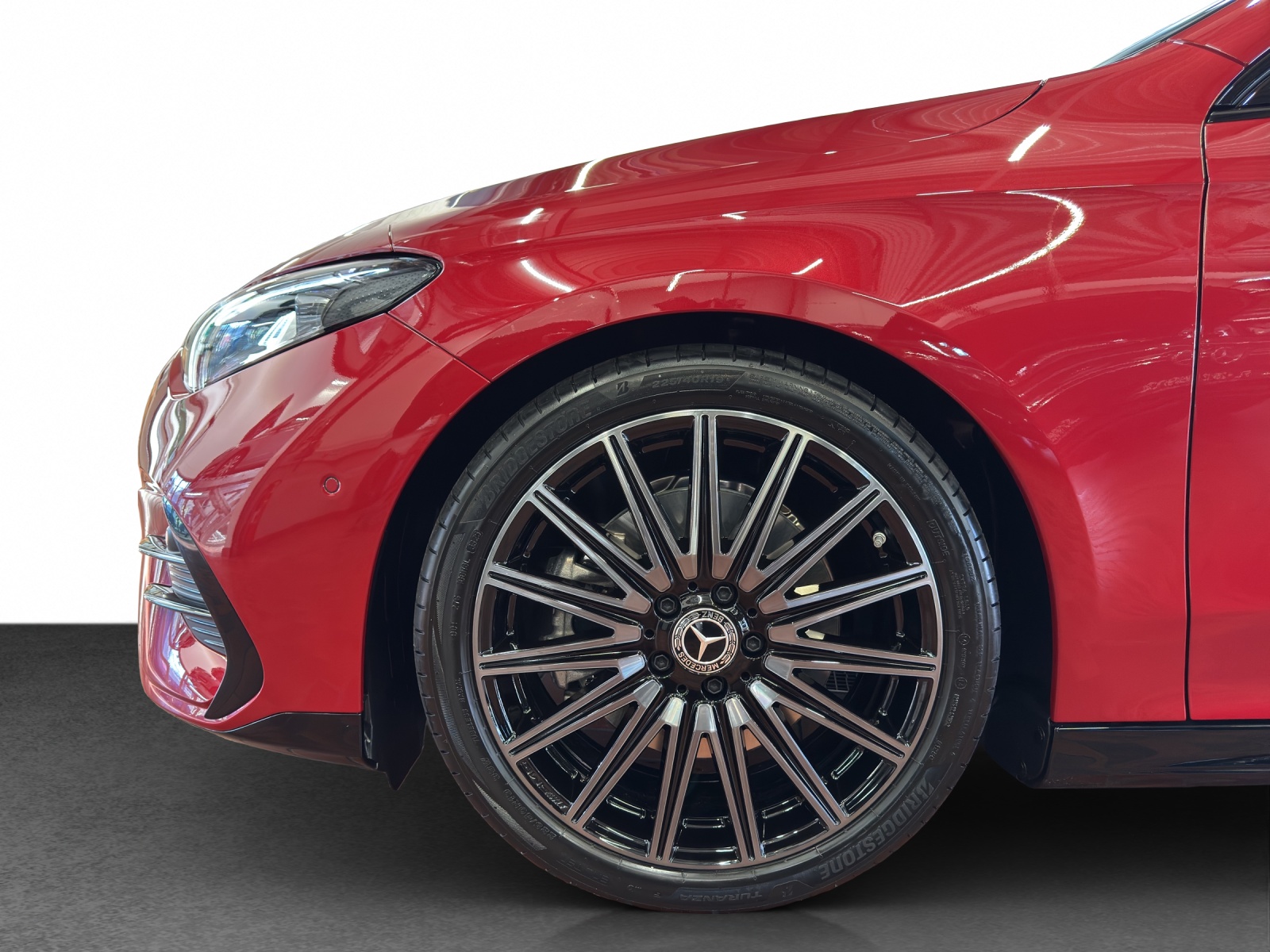 MERCEDES-BENZ CLA 220 AMG-Line 8G-DCT 4Matic - 22