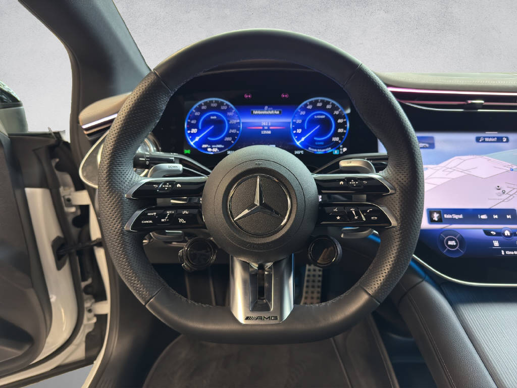 MERCEDES-BENZ EQE 43 AMG 4Matic - 11