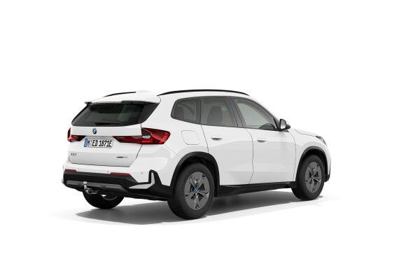 BMW iX1 20 eDrive U11 AHK-700 KG 📍 - 2