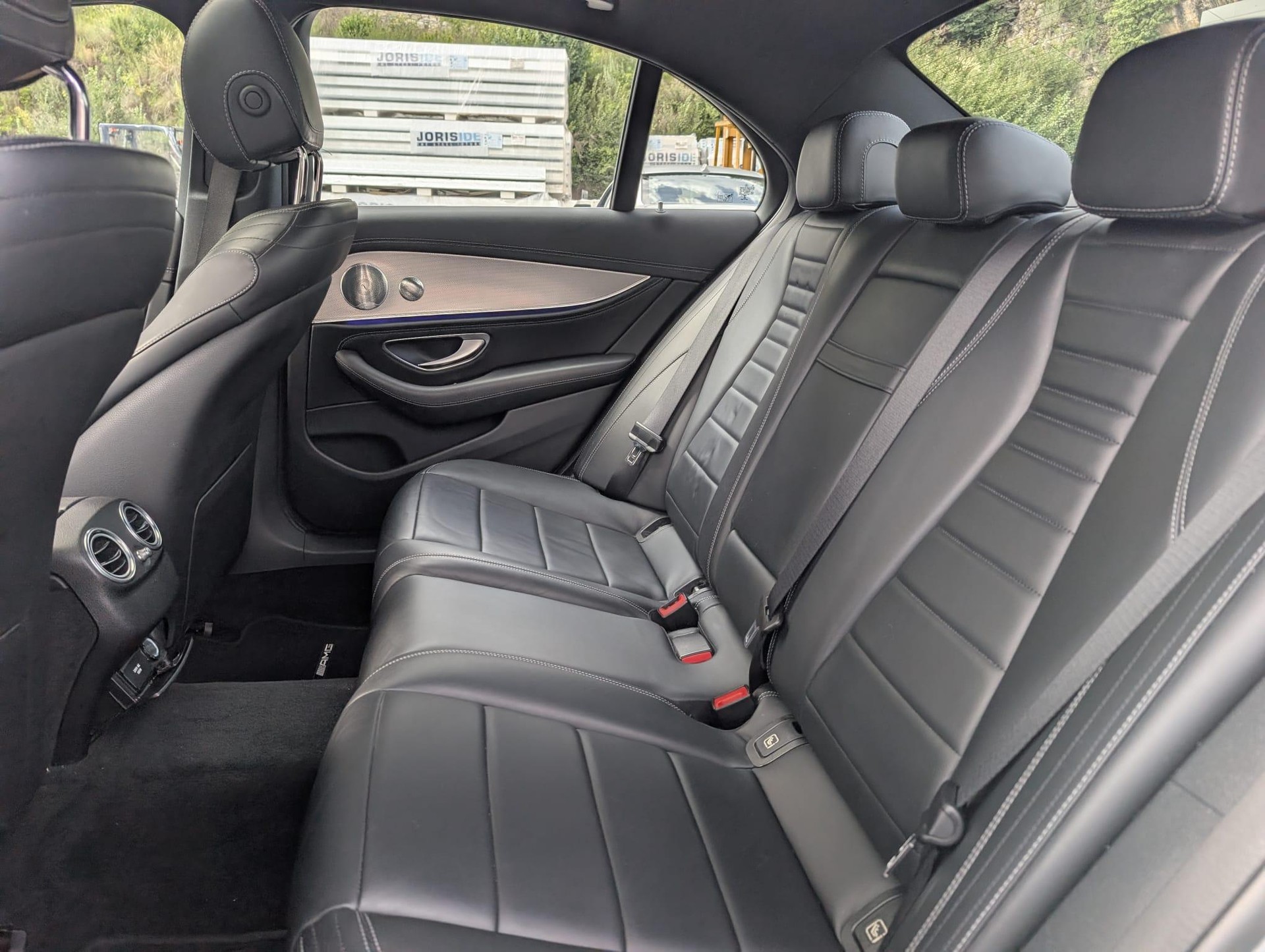 MERCEDES-BENZ E 220 d AMG Line 4matic - 21
