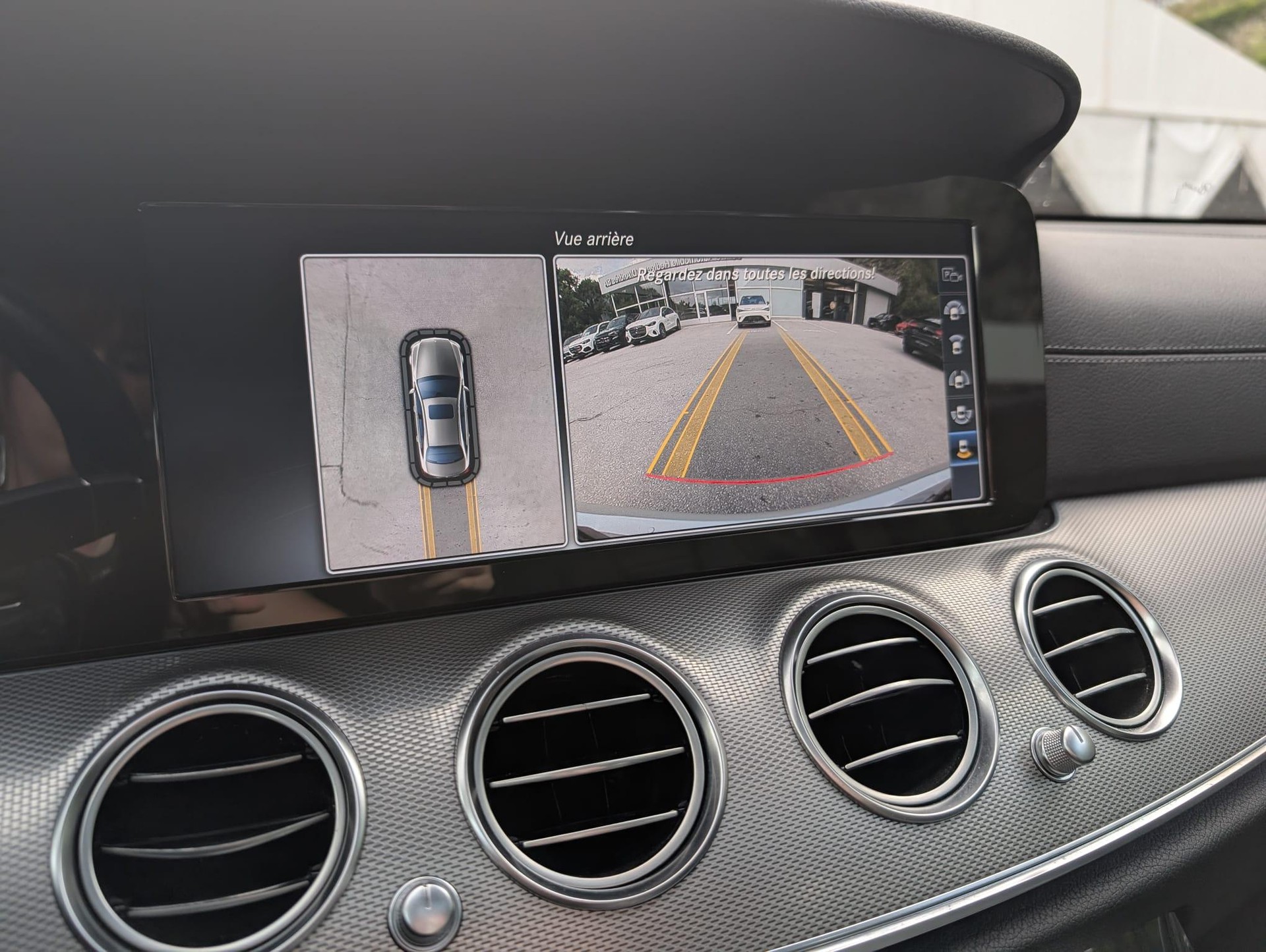 MERCEDES-BENZ E 220 d AMG Line 4matic - 17