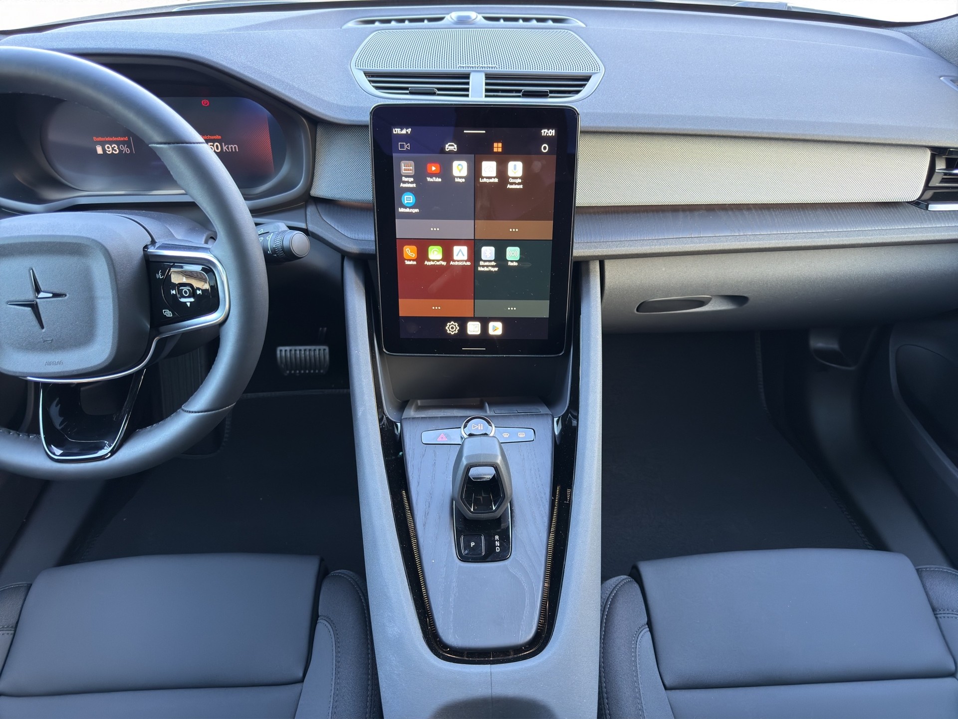 POLESTAR 2 Long Range Dual Motor Performance Plus - 16