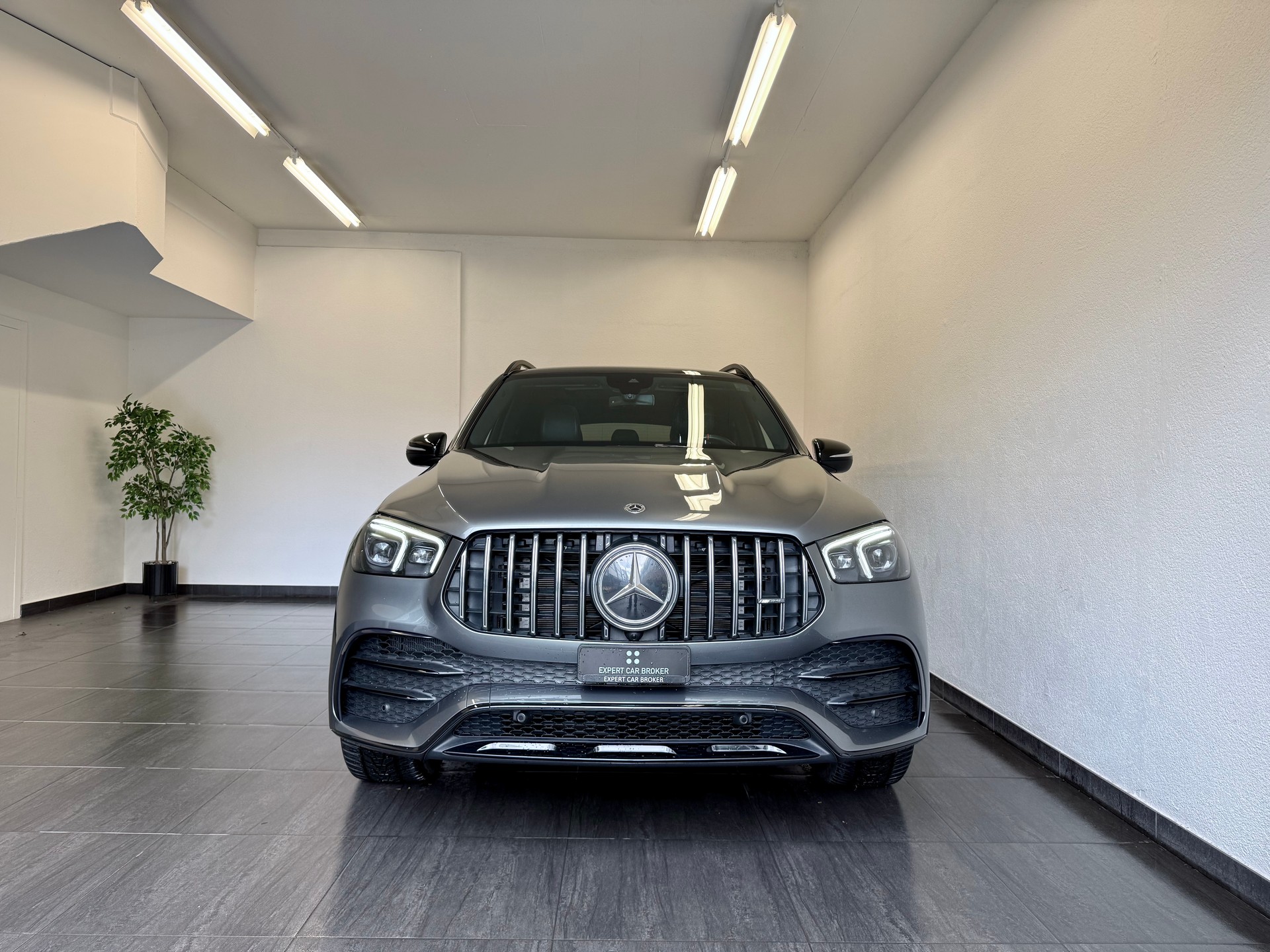 MERCEDES-BENZ GLE 53 AMG "7-Sitzer" 4Matic+ 9G-Speedshift - 4