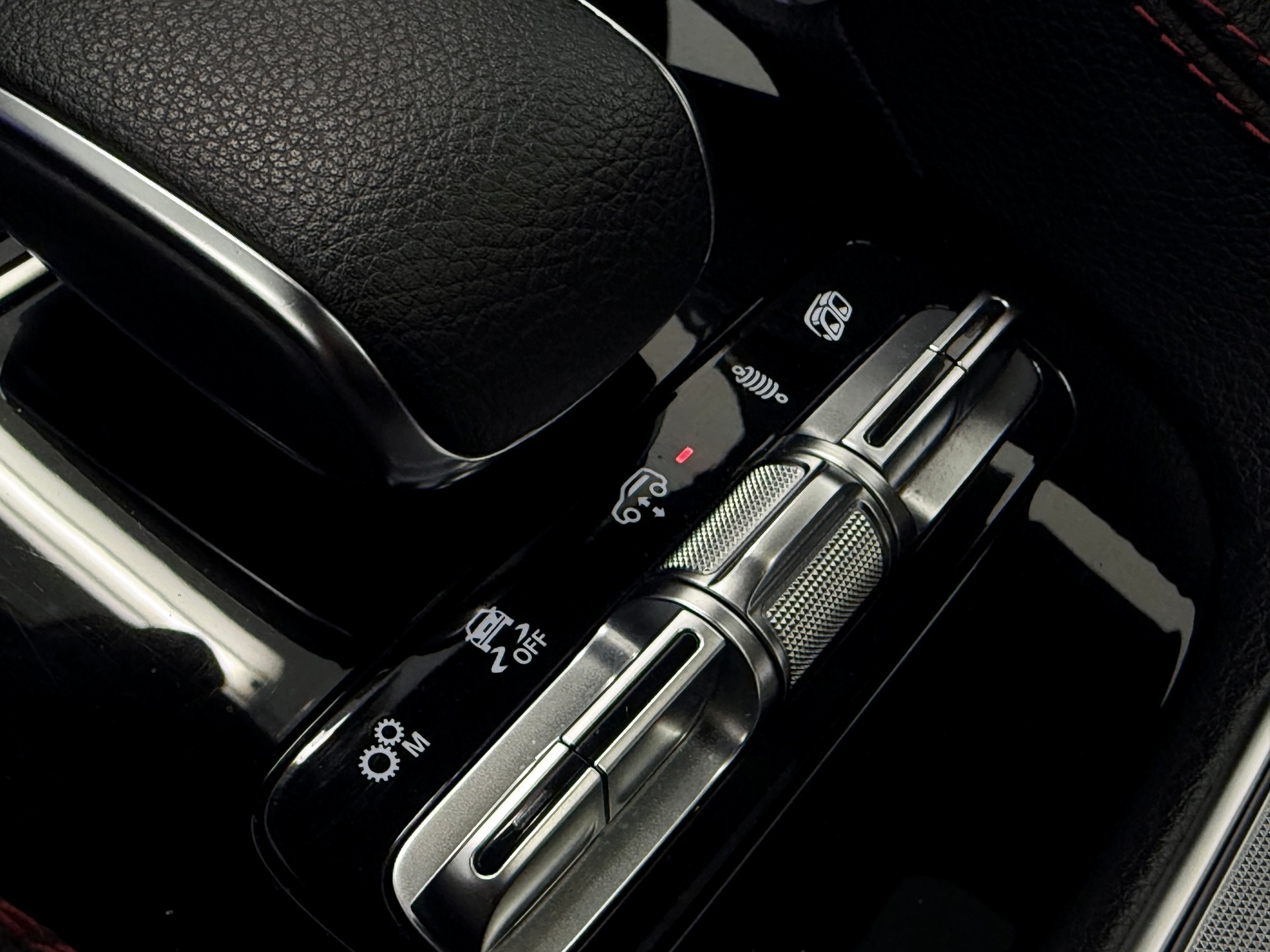 MERCEDES-BENZ GLE 53 AMG "7-Sitzer" 4Matic+ 9G-Speedshift - 25