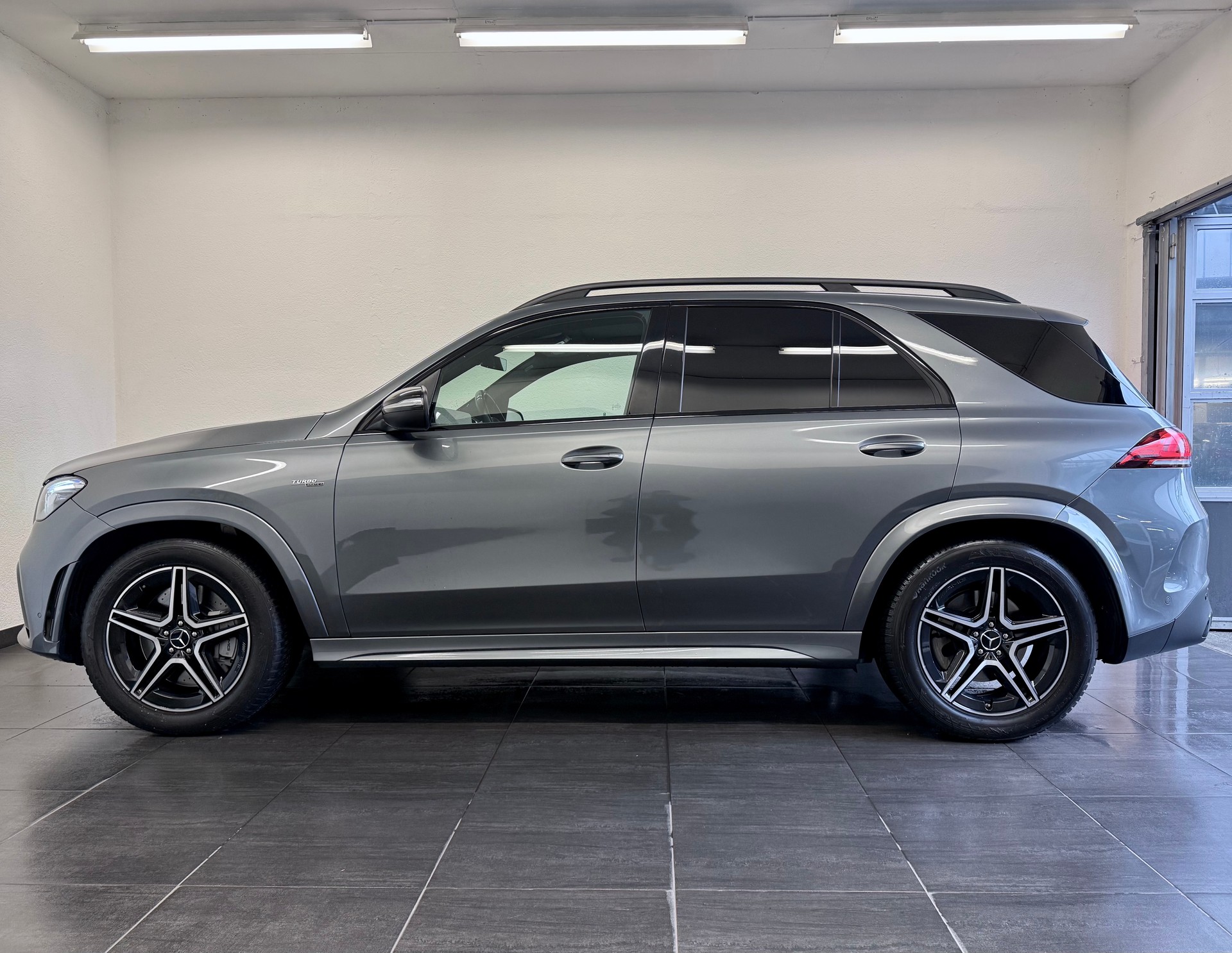 MERCEDES-BENZ GLE 53 AMG "7-Sitzer" 4Matic+ 9G-Speedshift - 7