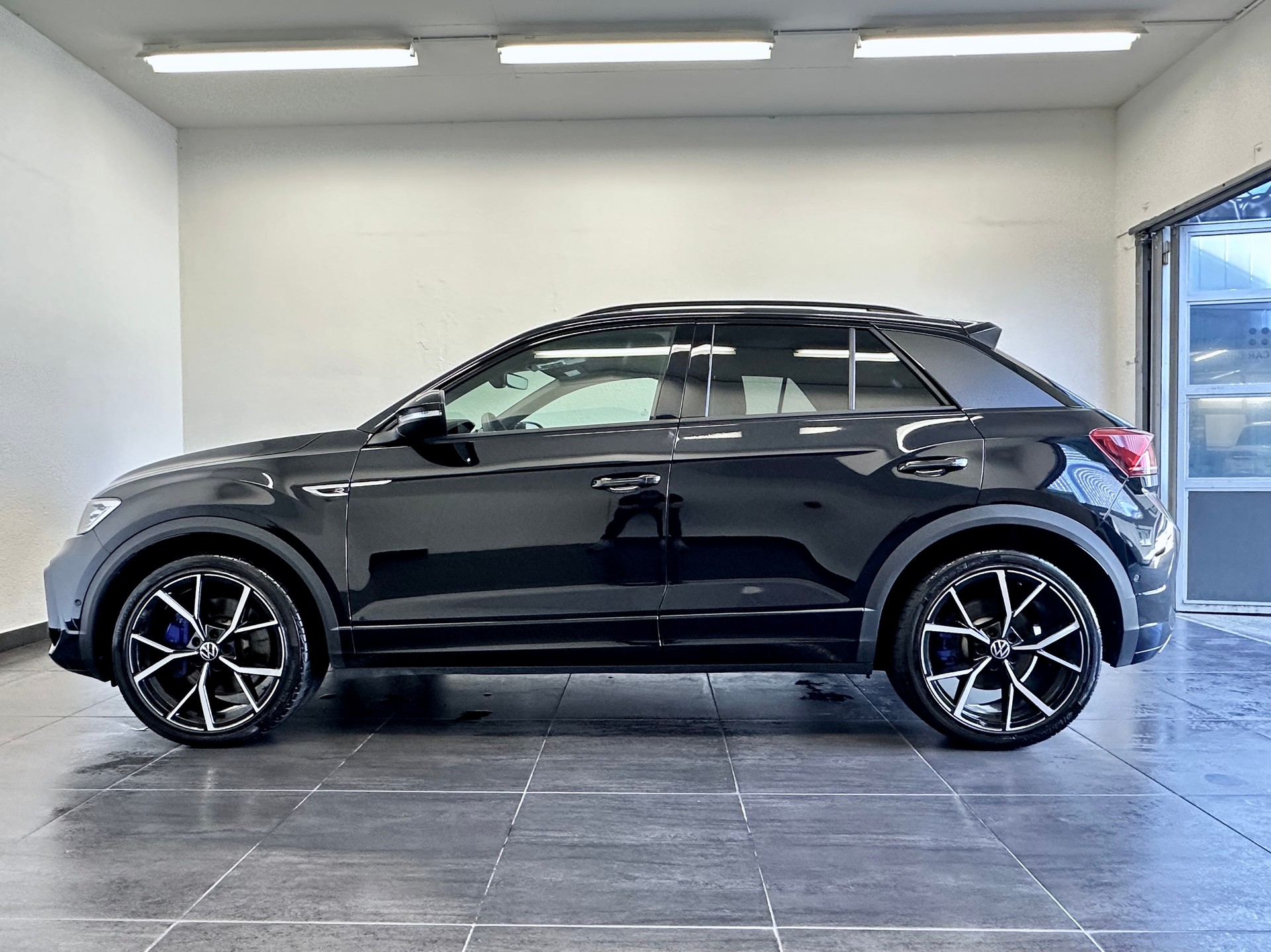 VW T-Roc 2.0 TSI R DSG 4Motion "Akrapovic" - 7