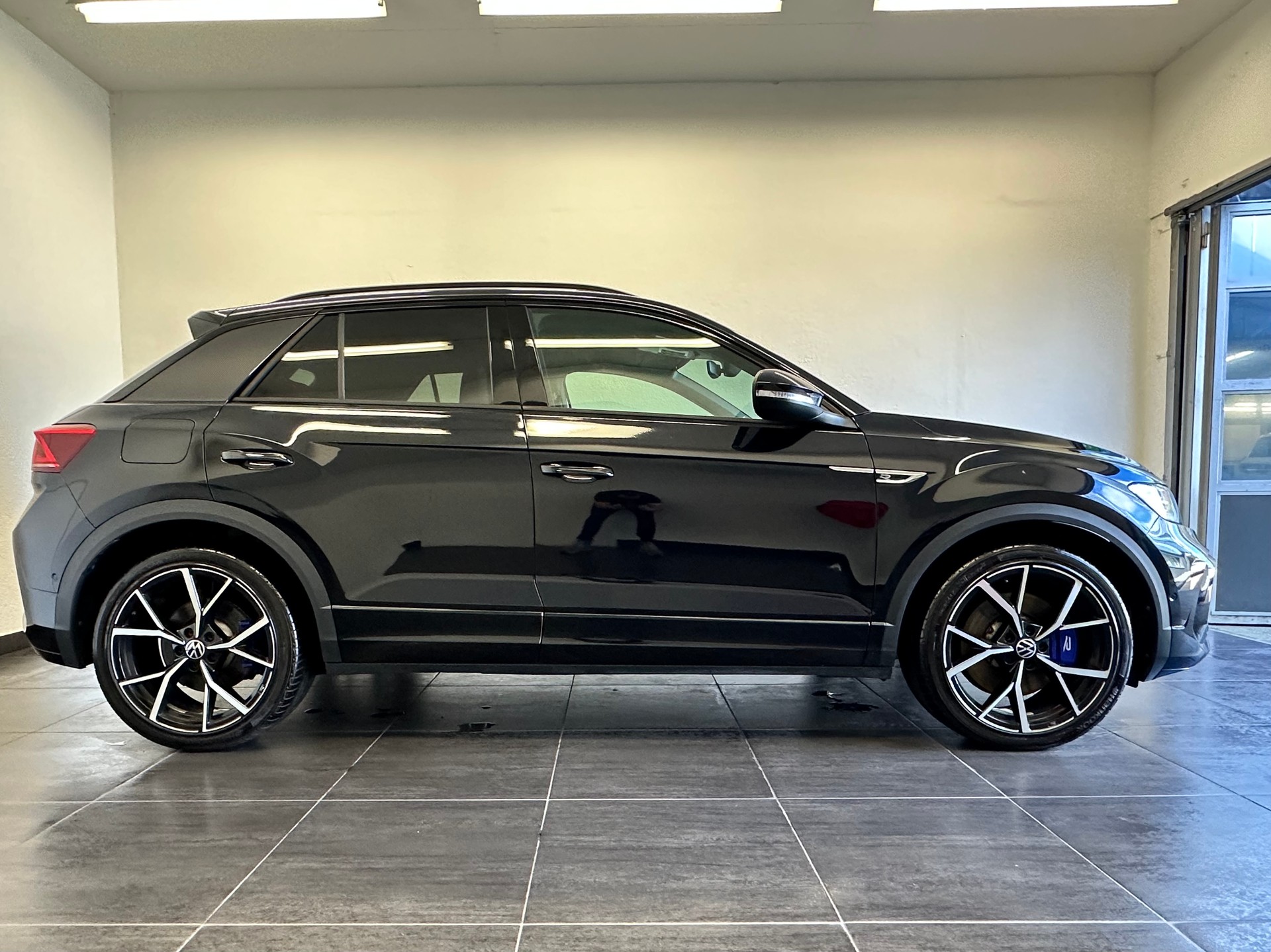 VW T-Roc 2.0 TSI R DSG 4Motion "Akrapovic" - 4