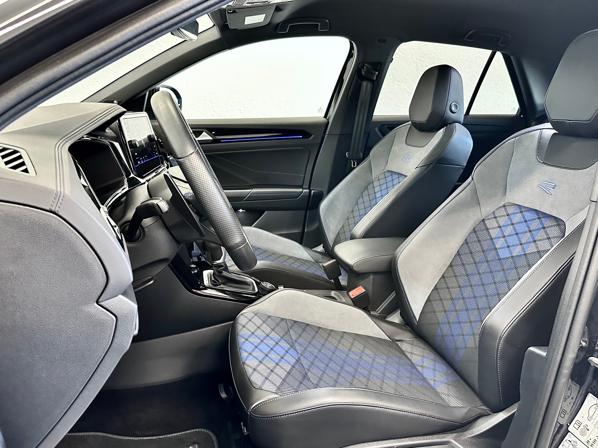 VW T-Roc 2.0 TSI R DSG 4Motion "Akrapovic" - 15