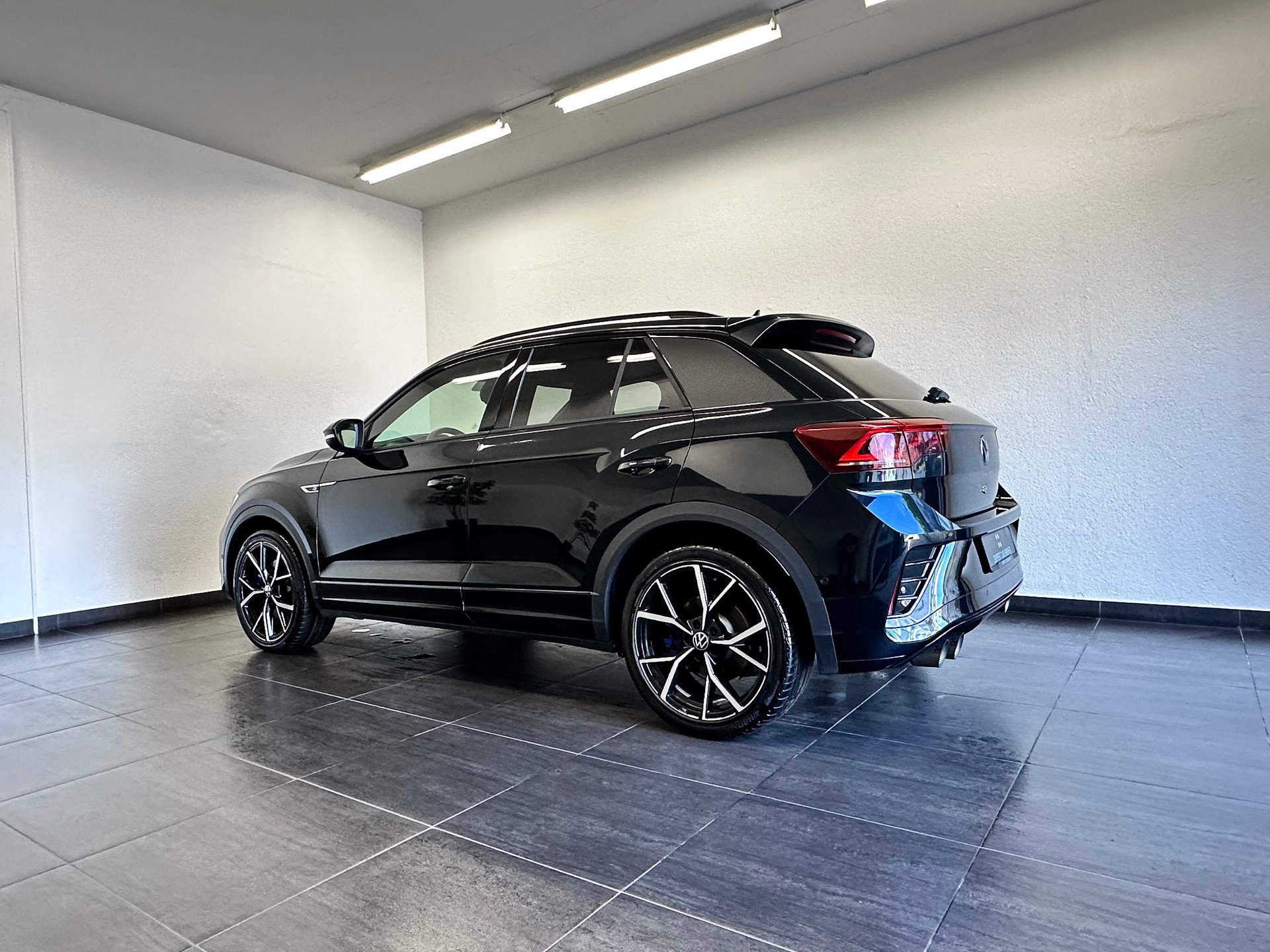 VW T-Roc 2.0 TSI R DSG 4Motion "Akrapovic" - 8