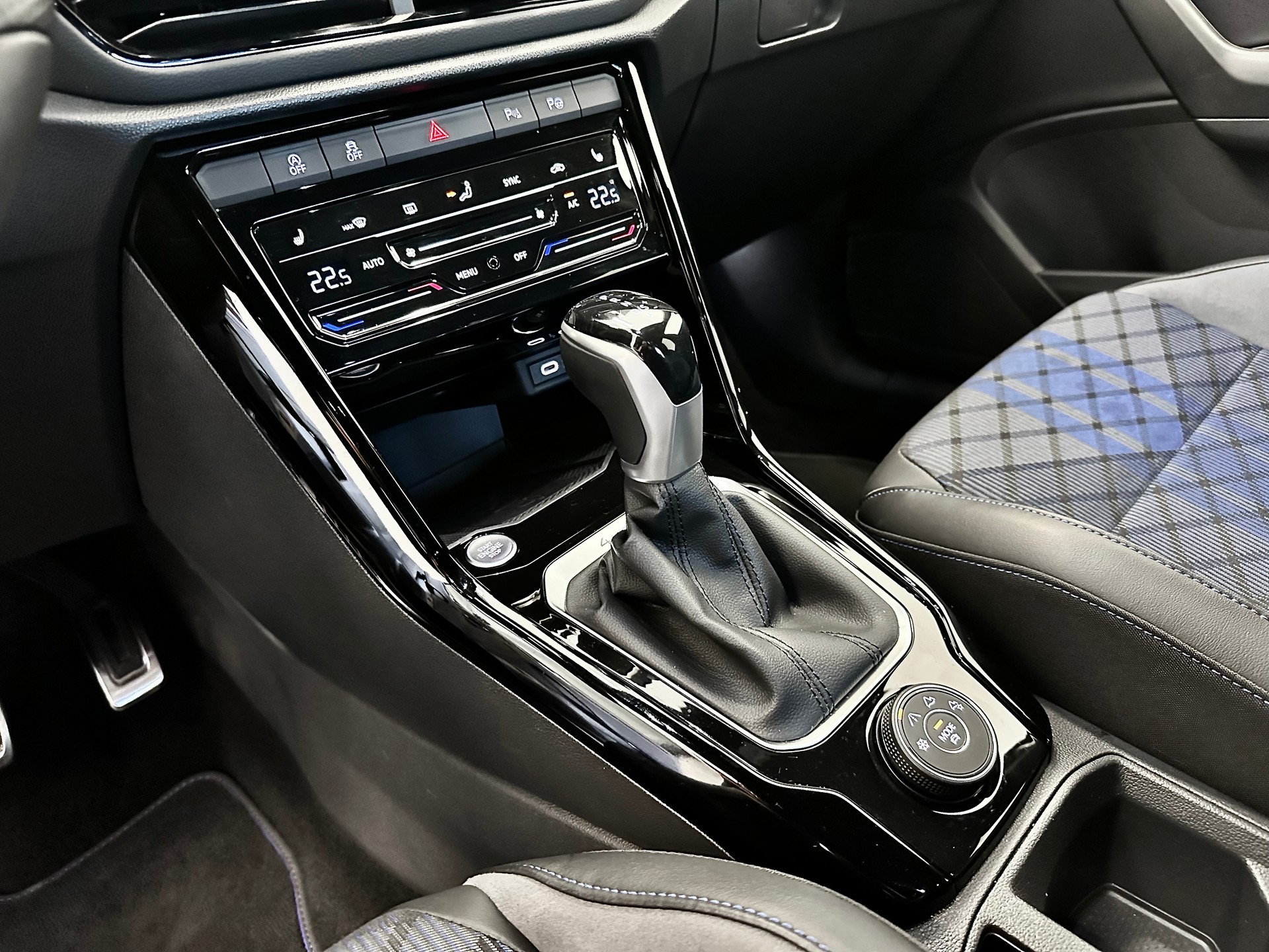 VW T-Roc 2.0 TSI R DSG 4Motion "Akrapovic" - 18