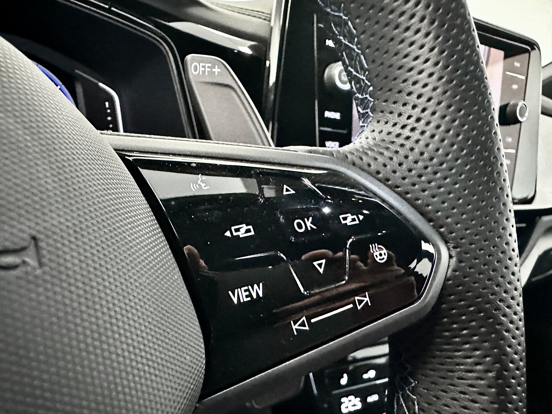 VW T-Roc 2.0 TSI R DSG 4Motion "Akrapovic" - 21