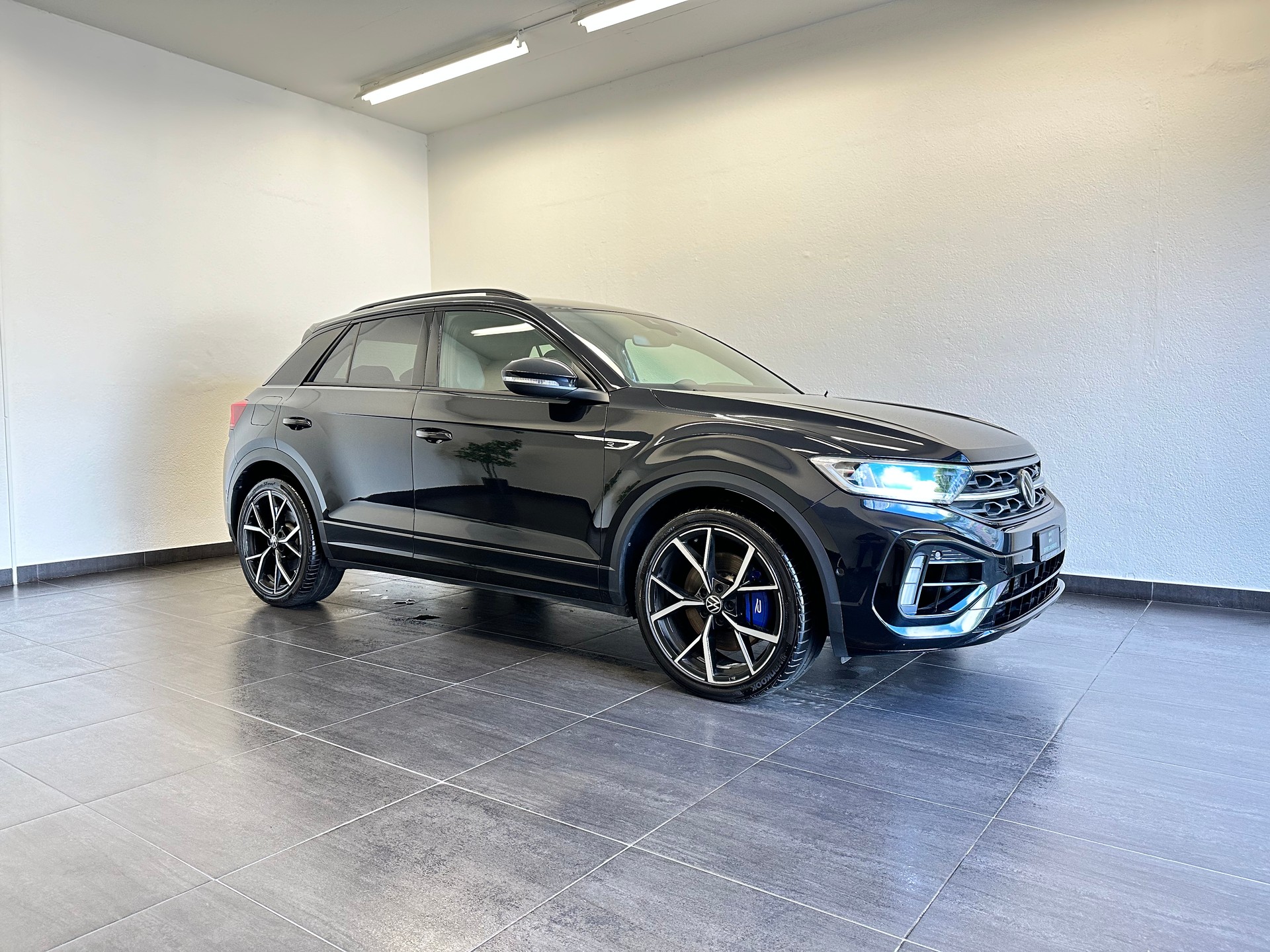 VW T-Roc 2.0 TSI R DSG 4Motion "Akrapovic"
