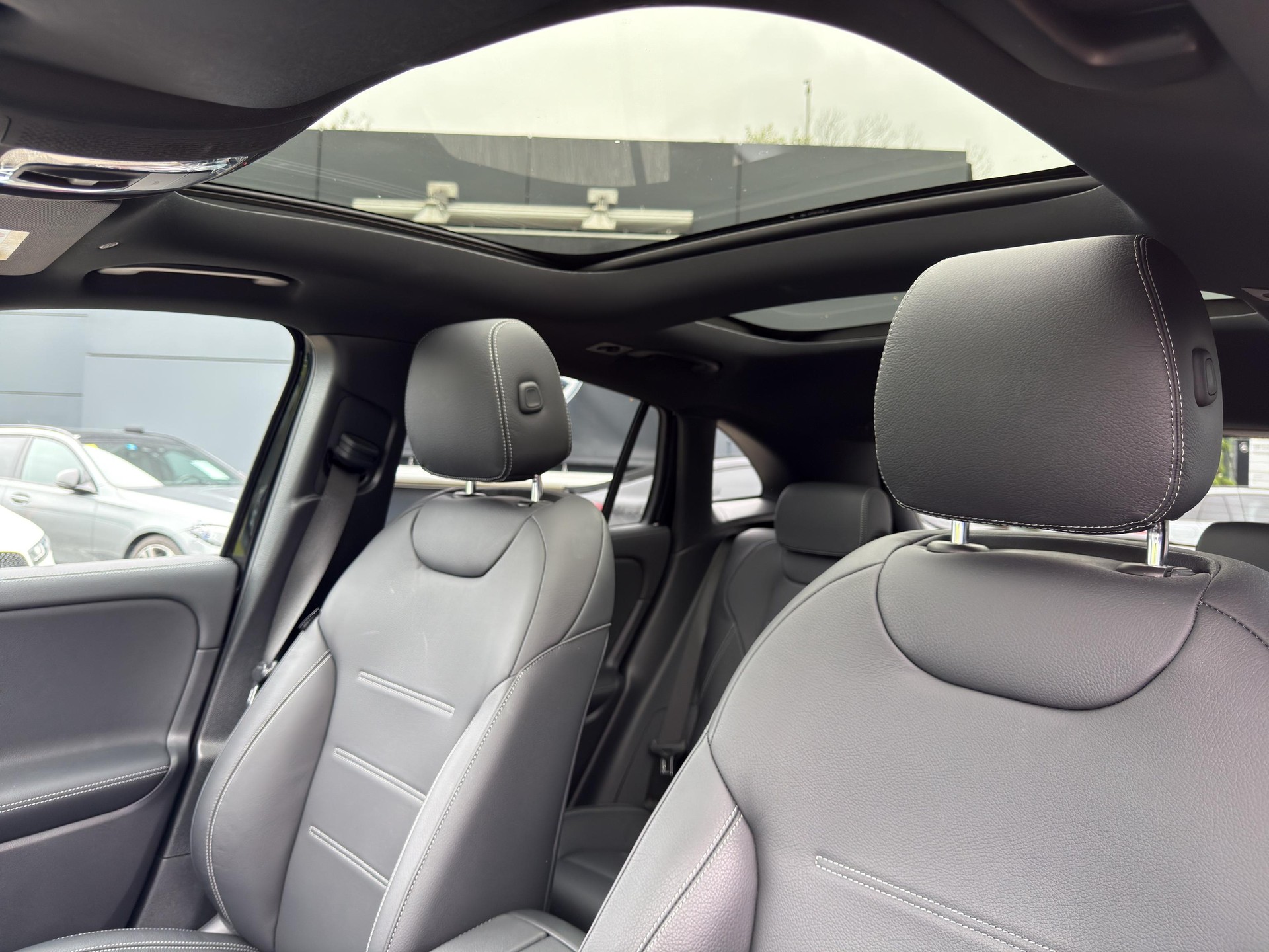 MERCEDES-BENZ GLA 35 AMG 4matic - 21