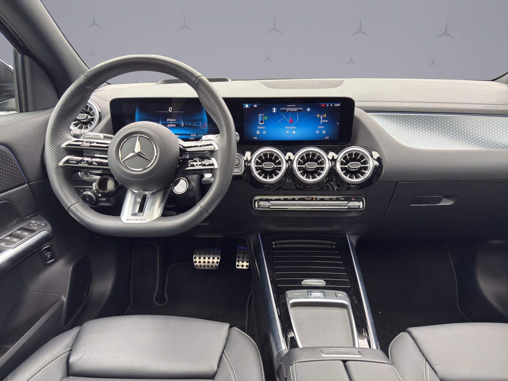 MERCEDES-BENZ GLA 35 AMG 4matic - 13