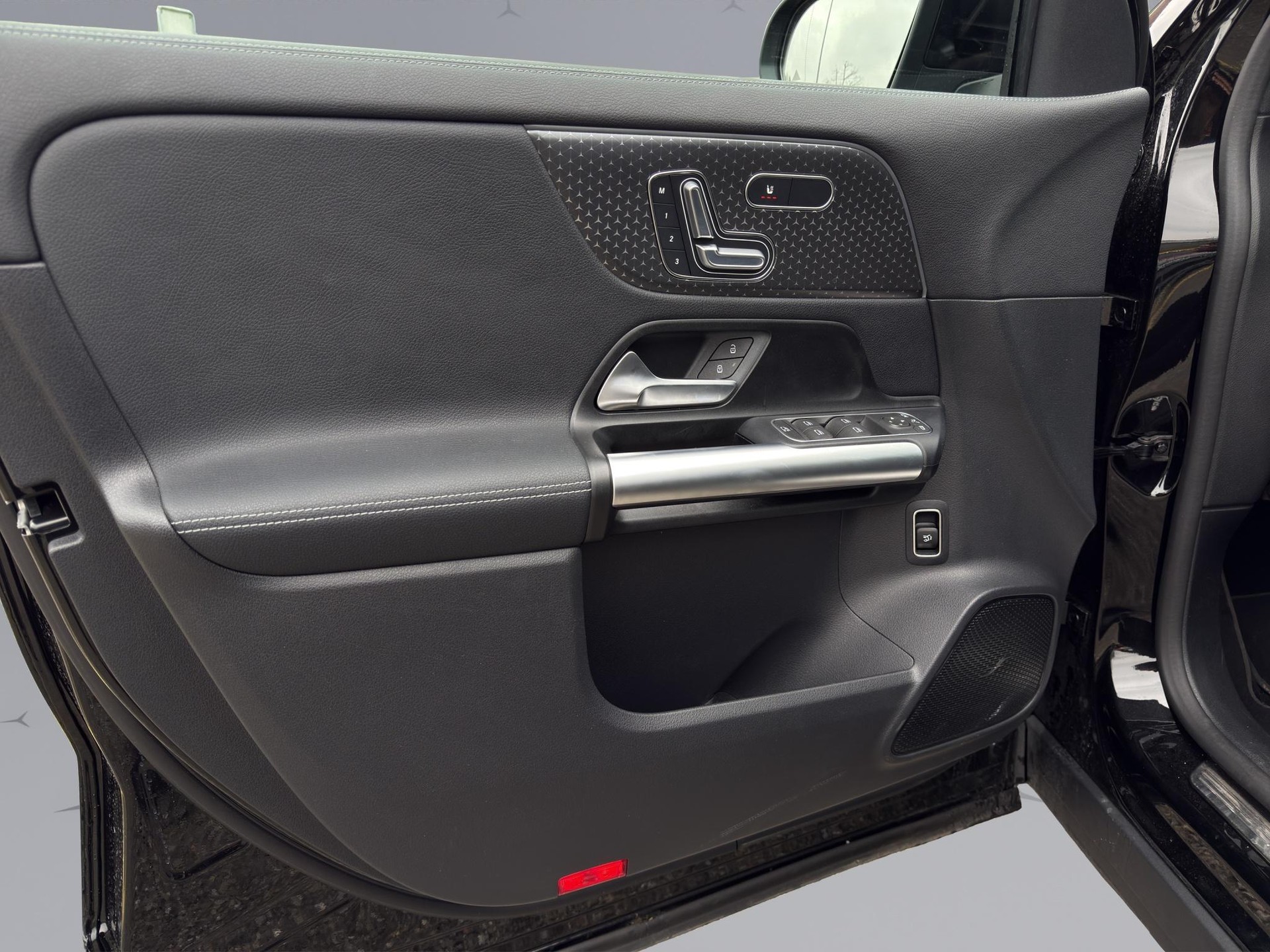 MERCEDES-BENZ GLA 35 AMG 4matic - 22