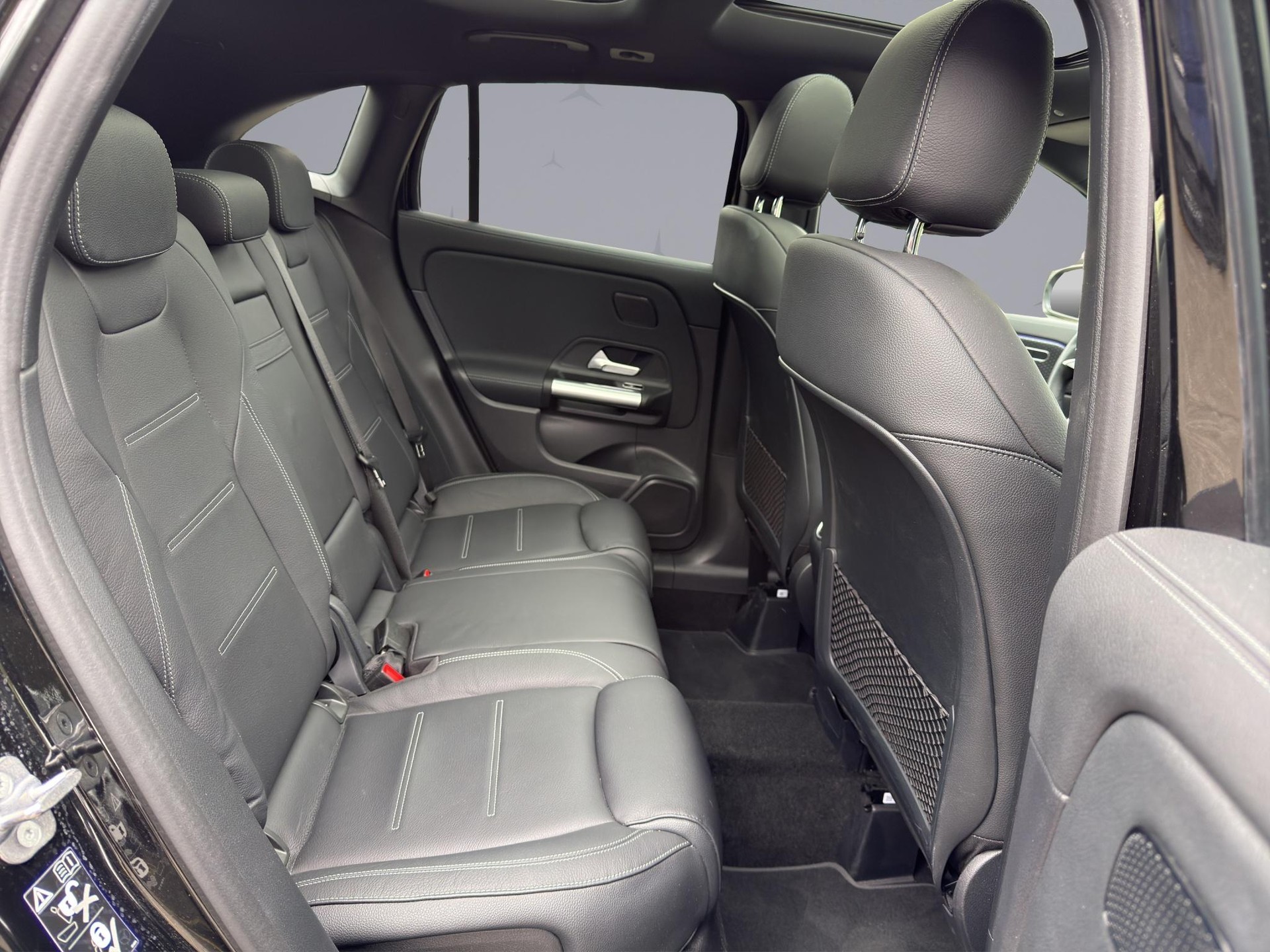 MERCEDES-BENZ GLA 35 AMG 4matic - 17