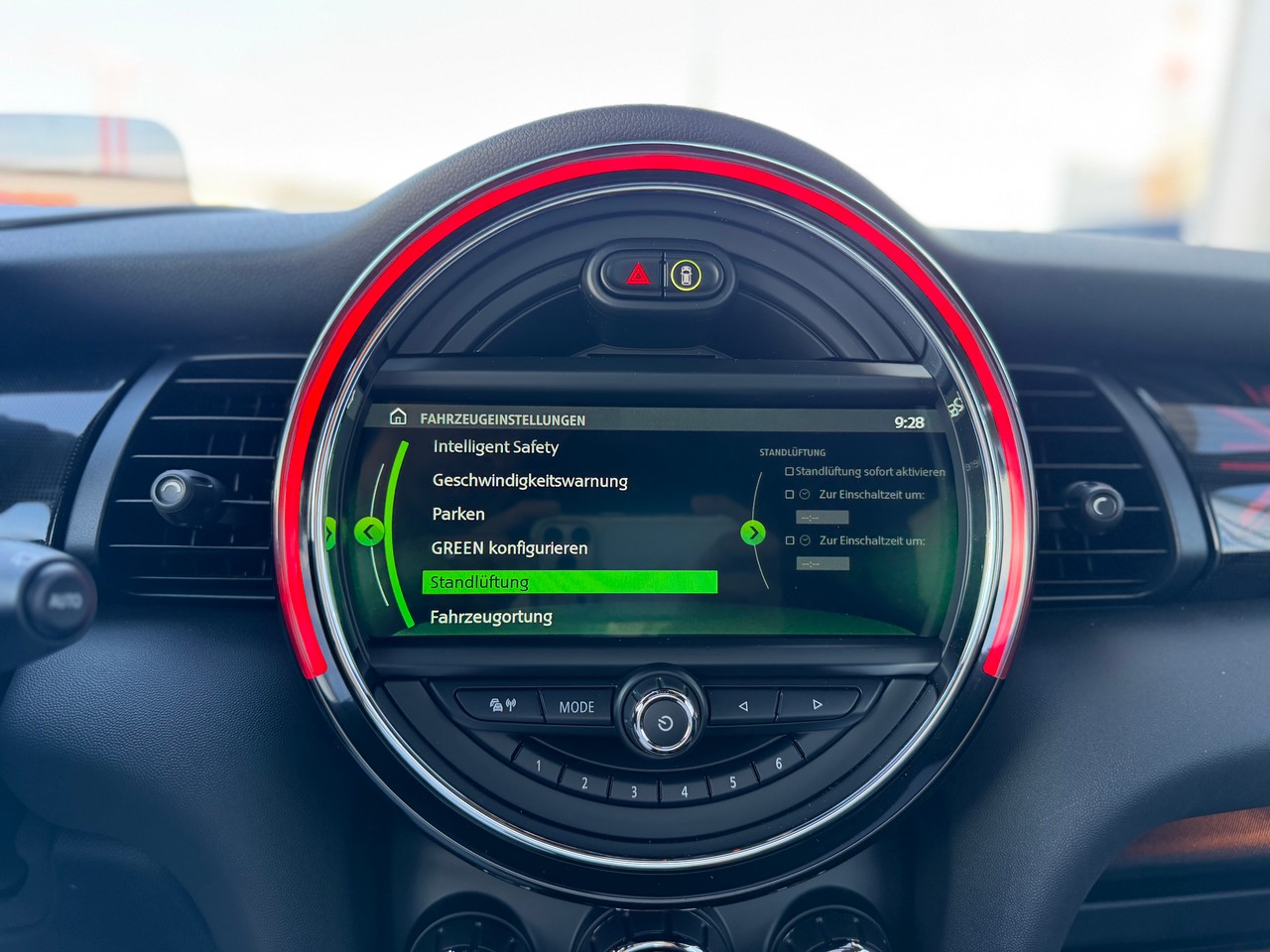 MINI Cooper King's Cross Steptronic DKG, Bild 12