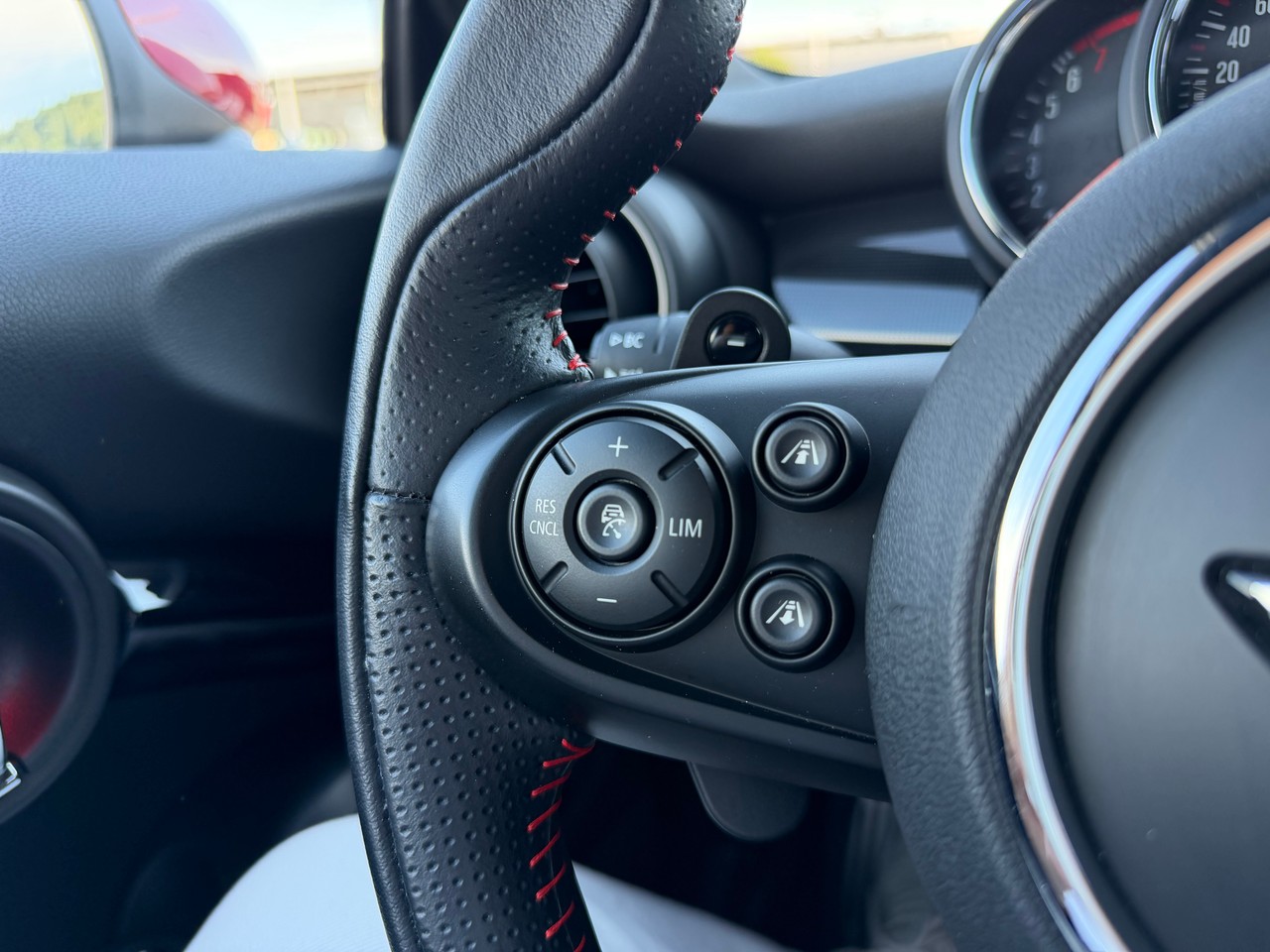 MINI Cooper King's Cross Steptronic DKG, Bild 18