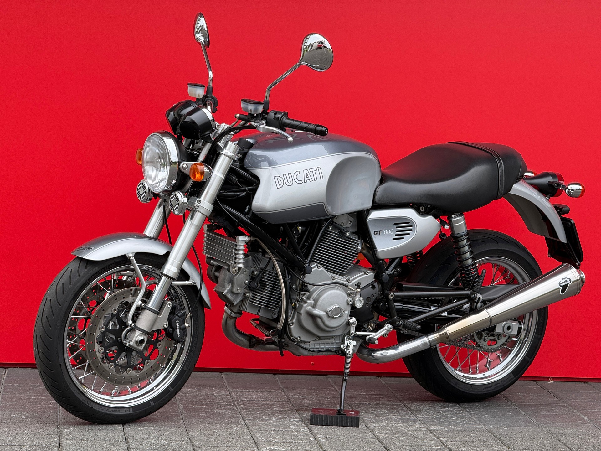 DUCATI GT 1000 - 2