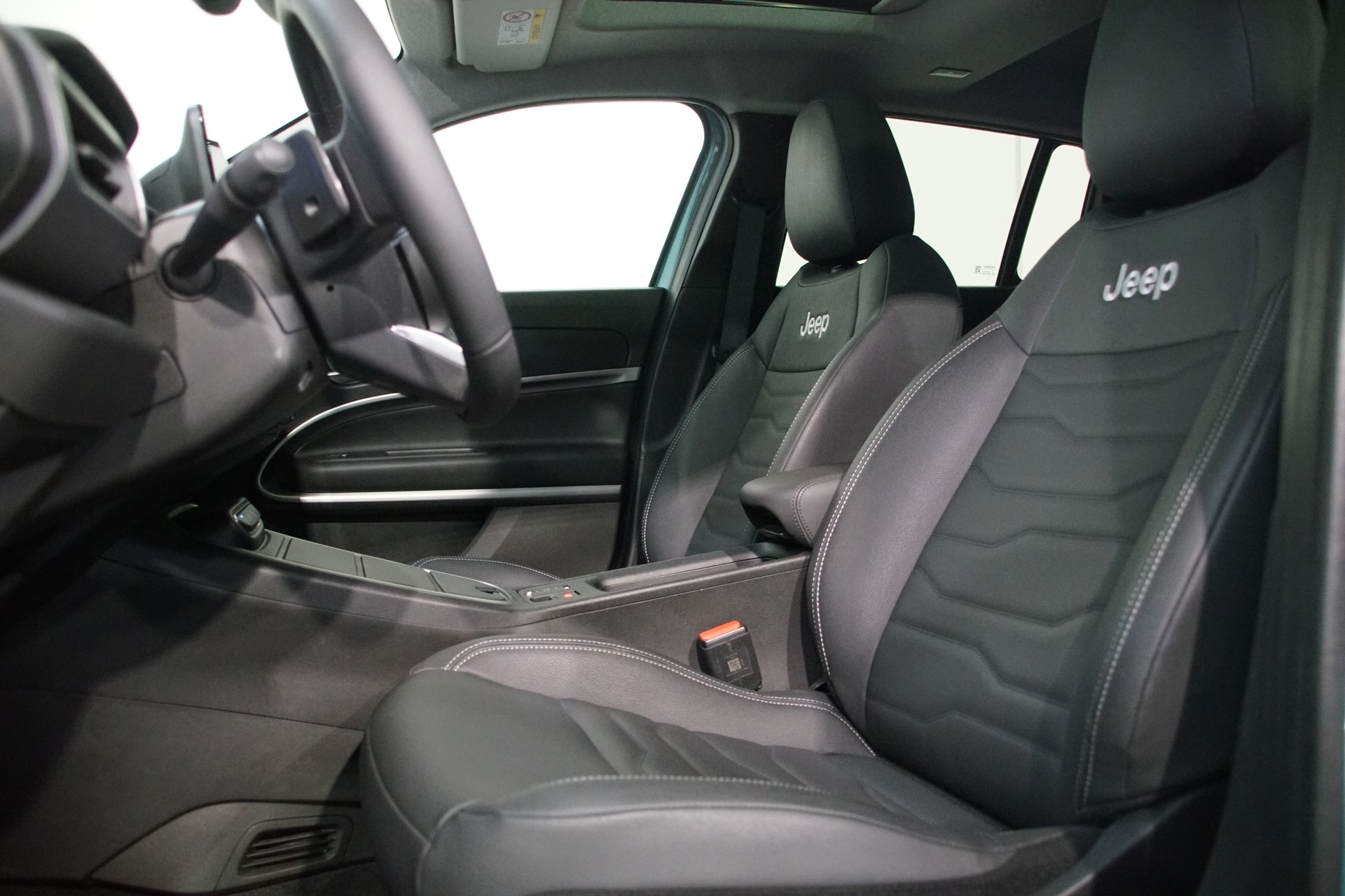 JEEP Avenger 1.2 Turbo MHEV Summit Sky - 16