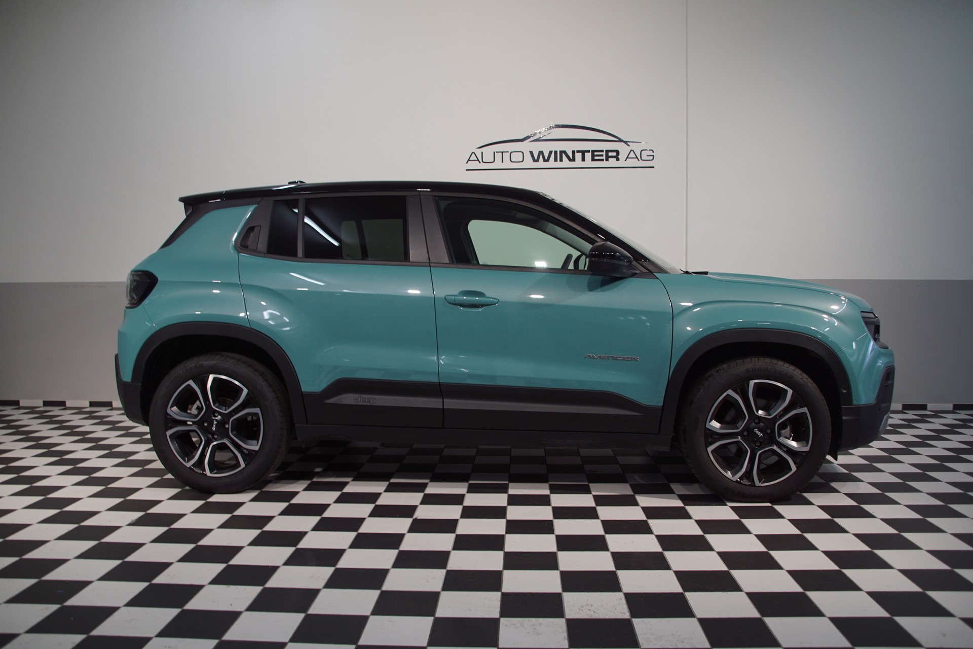 JEEP Avenger 1.2 Turbo MHEV Summit Sky - 6