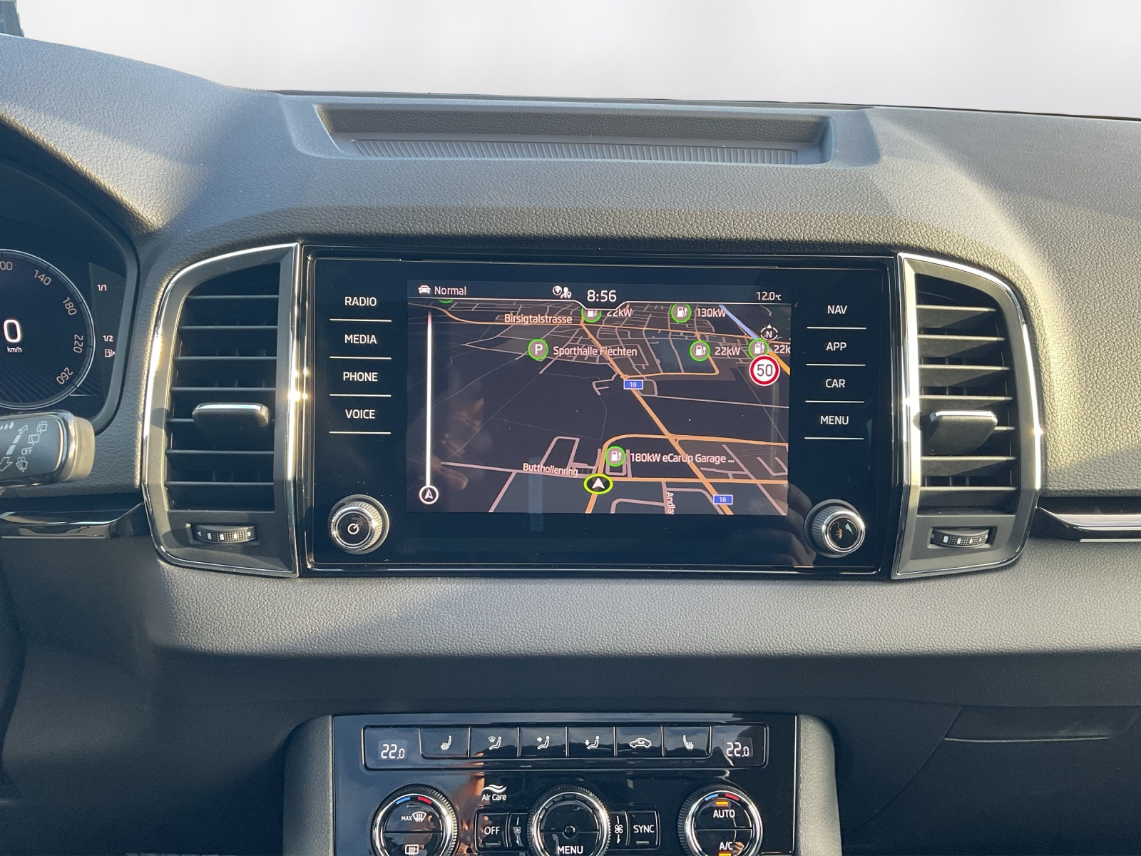 SKODA Karoq 1.5 TSI Dynamic DSG - 9