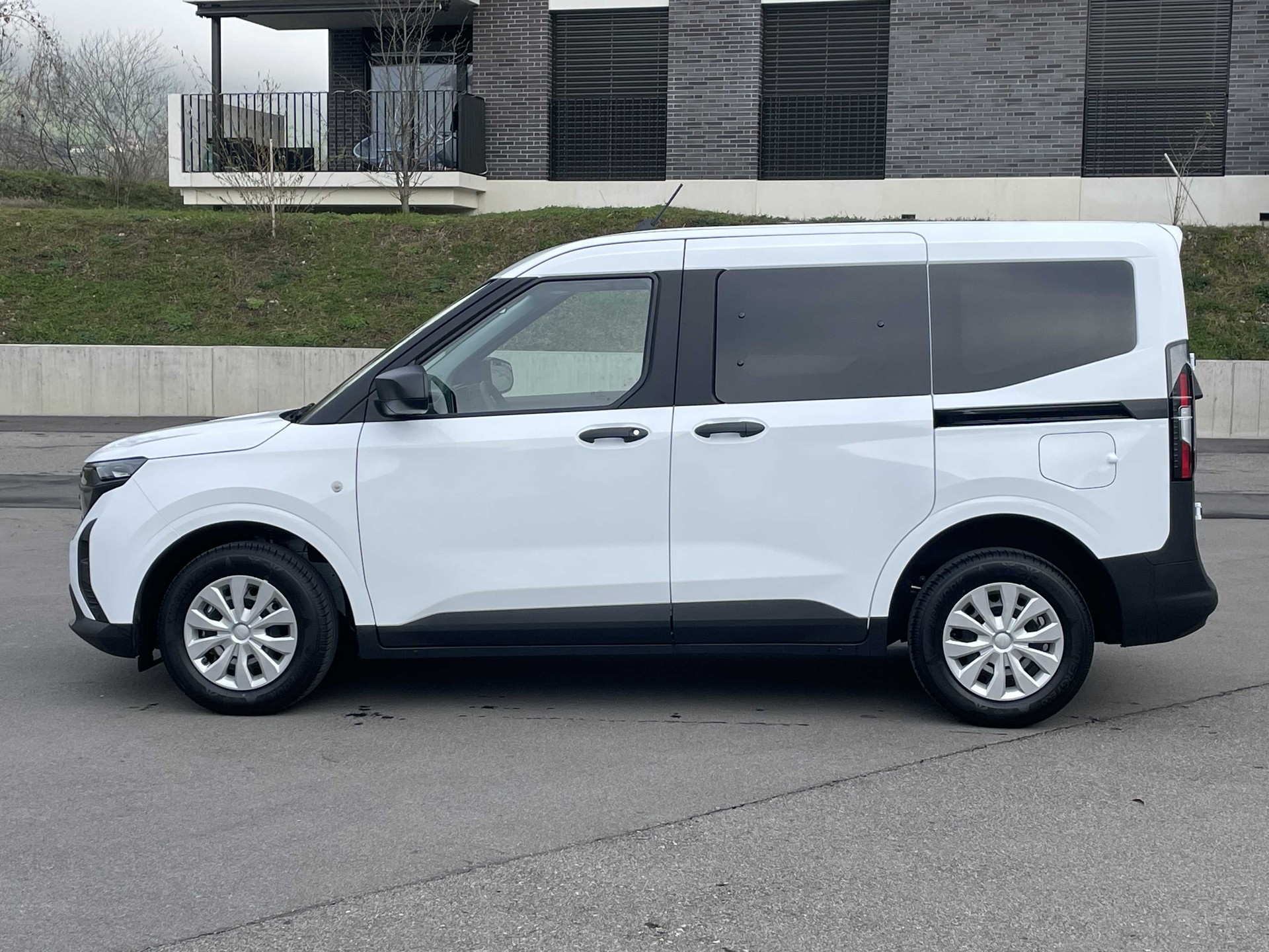 FORD Transit Courier Doppelkabine Van 1.0 EcoBoost Trend - 3