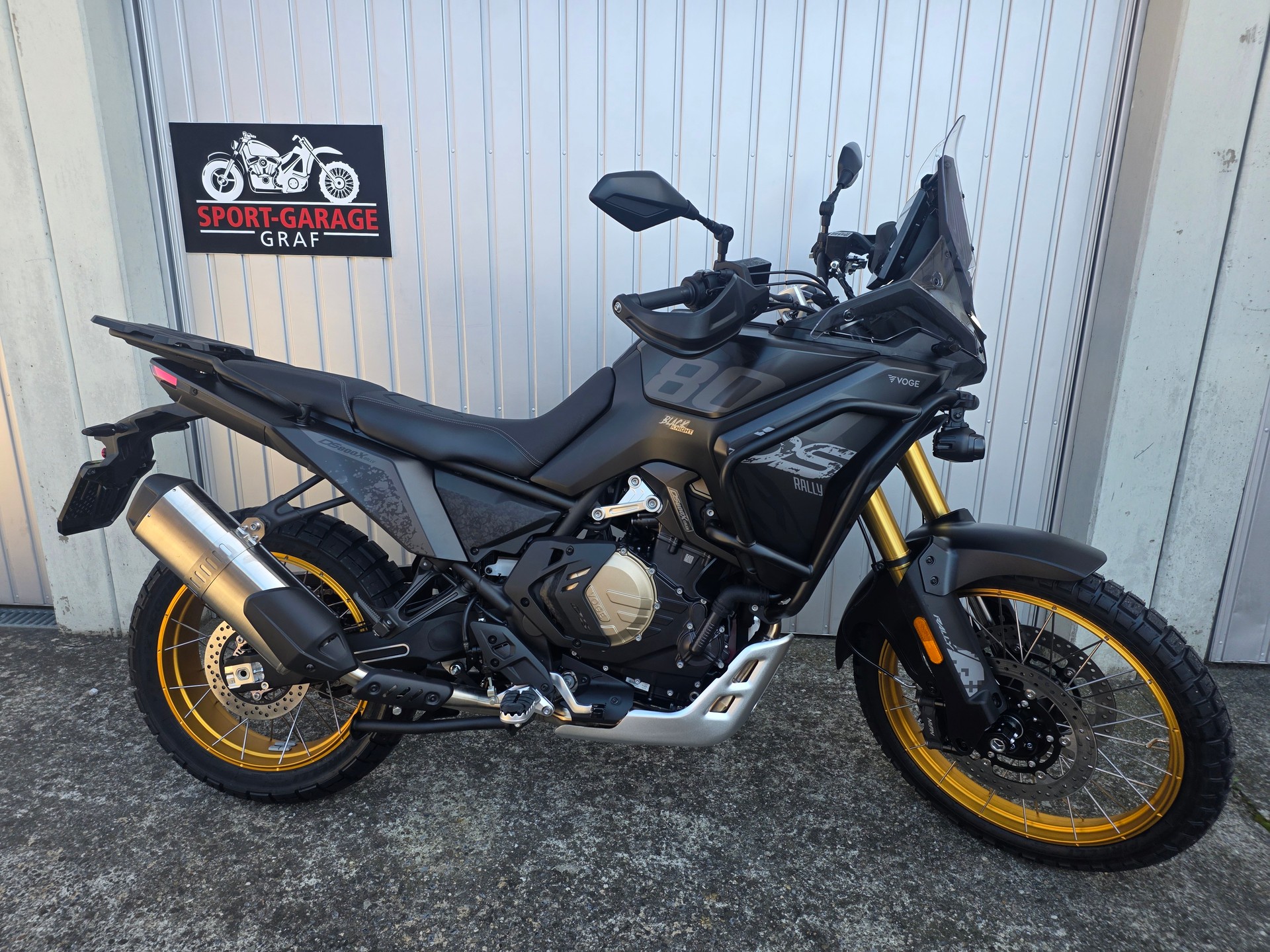 VOGE Black Knight 800 DS 35Kw oder Offen