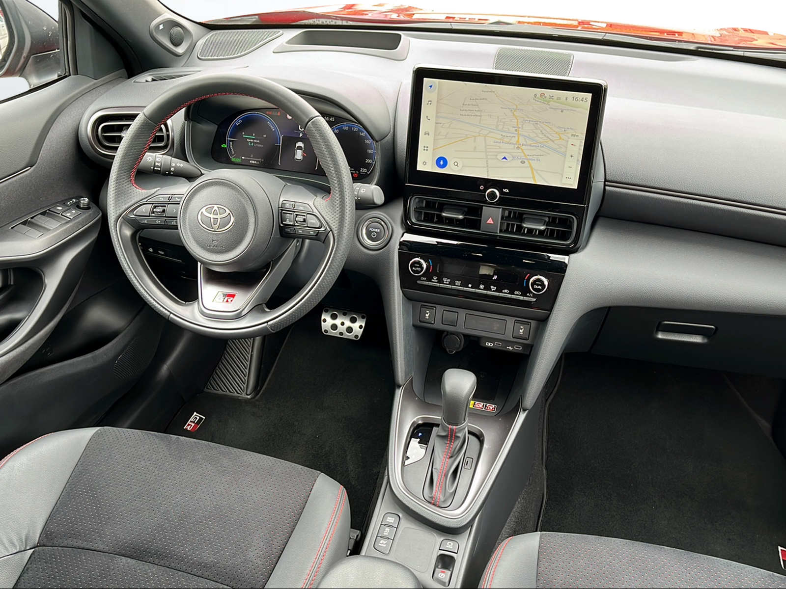 TOYOTA Yaris Cross 1.5 GR Sport e-CVT - 8