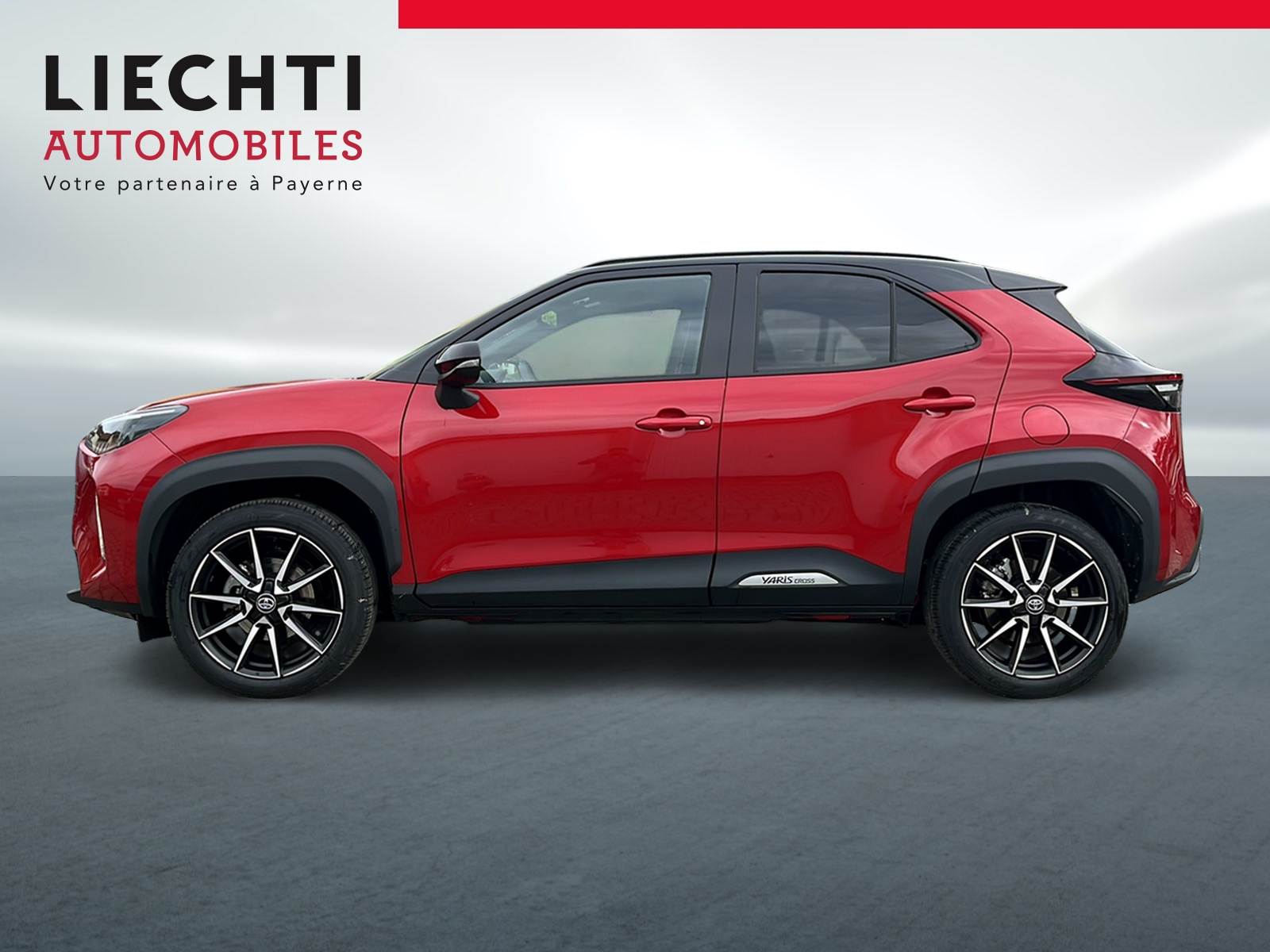 TOYOTA Yaris Cross 1.5 GR Sport e-CVT - 2