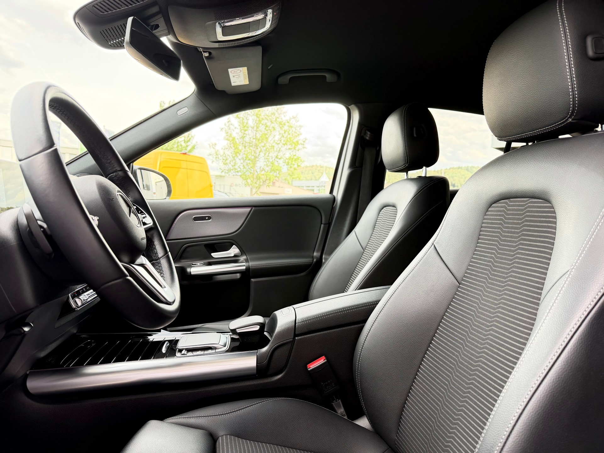 MERCEDES-BENZ GLA 200 Progressive 7G-DCT - 5