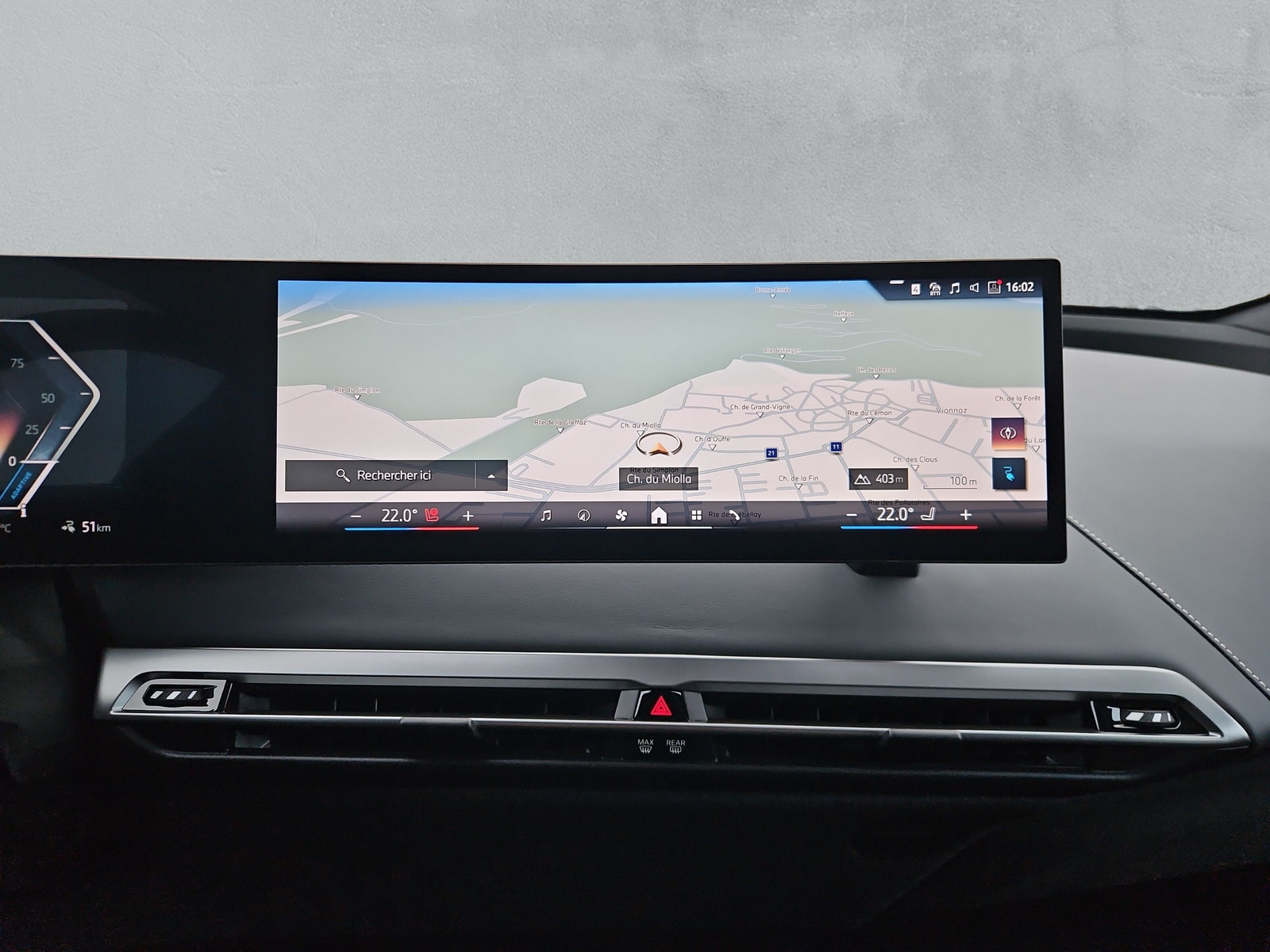 BMW iX xDrive60 M Sport Pro - 15