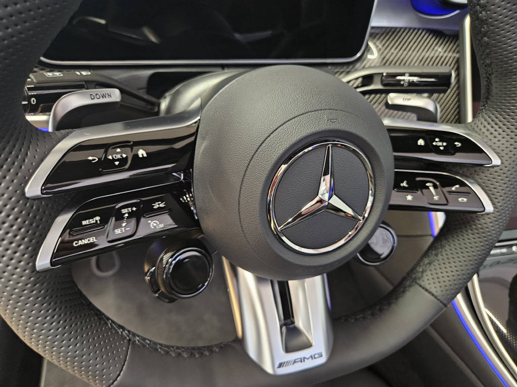 MERCEDES-BENZ CLE 53 AMG 4Matic+ Cabriolet - 11