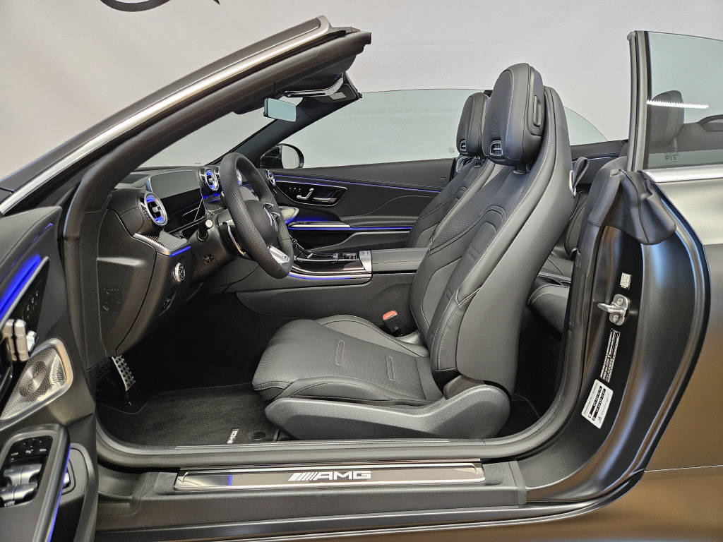 MERCEDES-BENZ CLE 53 AMG 4Matic+ Cabriolet - 9