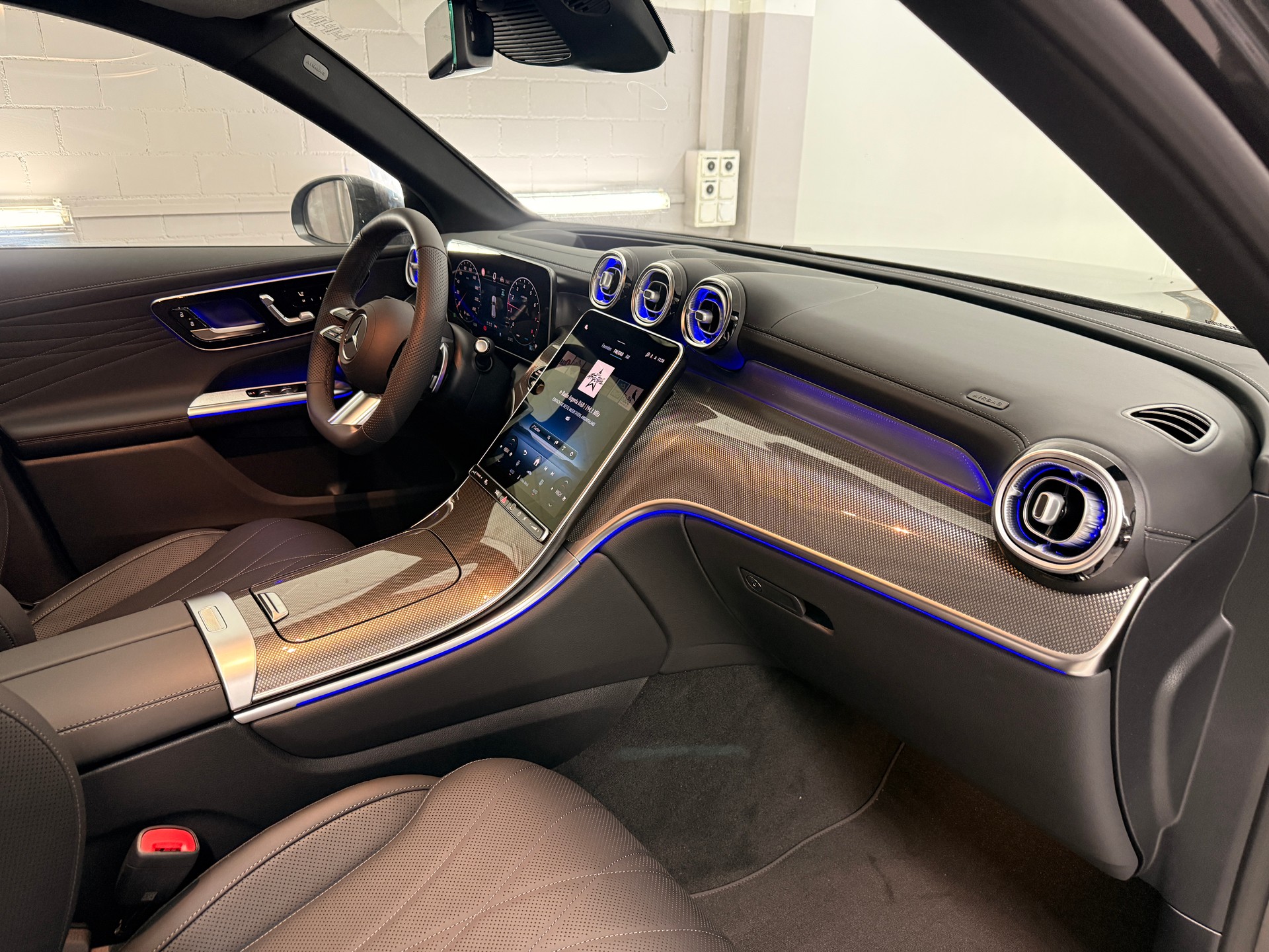 MERCEDES-BENZ GLC 300 4MATIC - 11