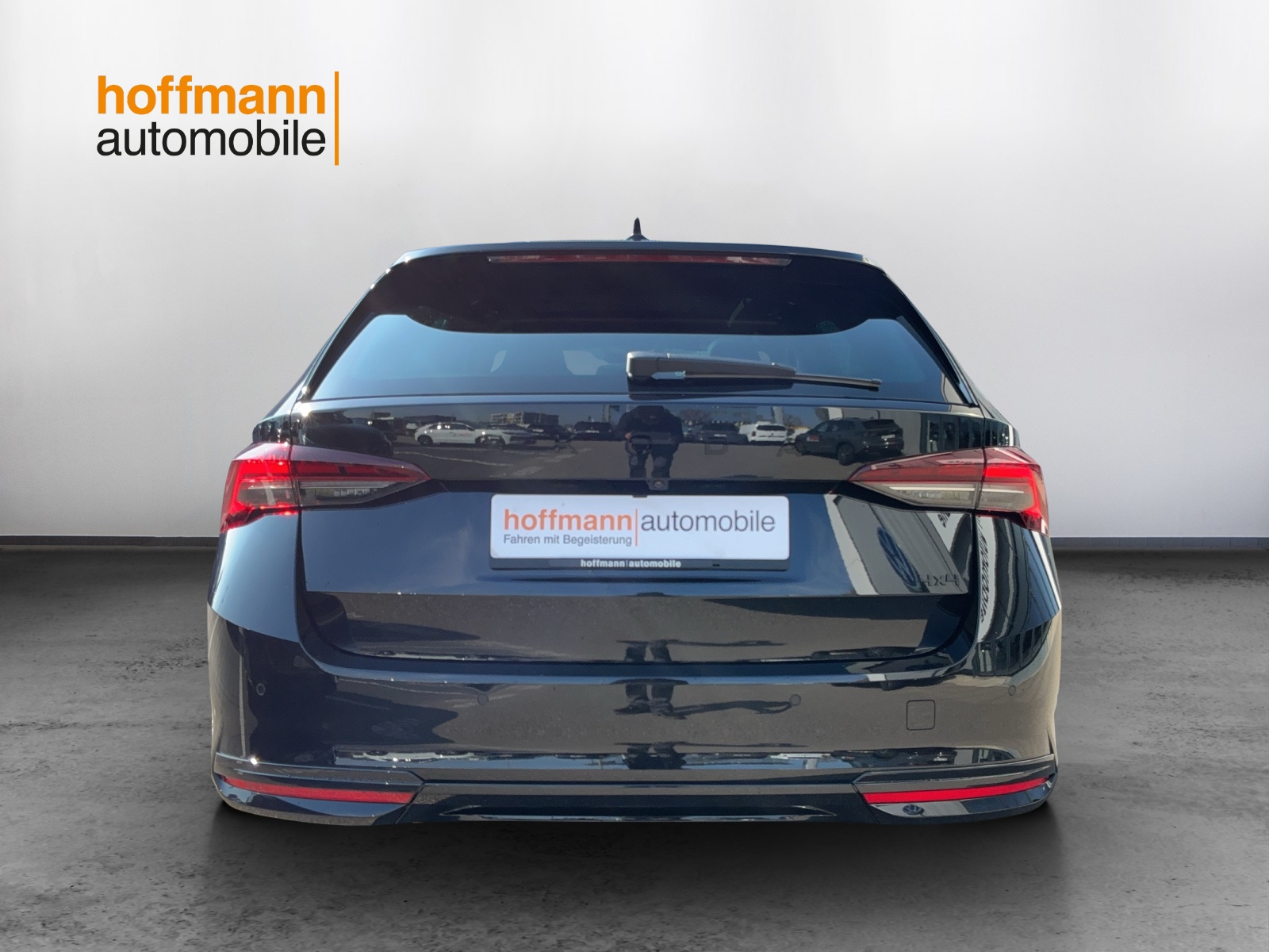 SKODA Octavia Combi 2.0 TSI DSG Dynamic 4x4 - 5