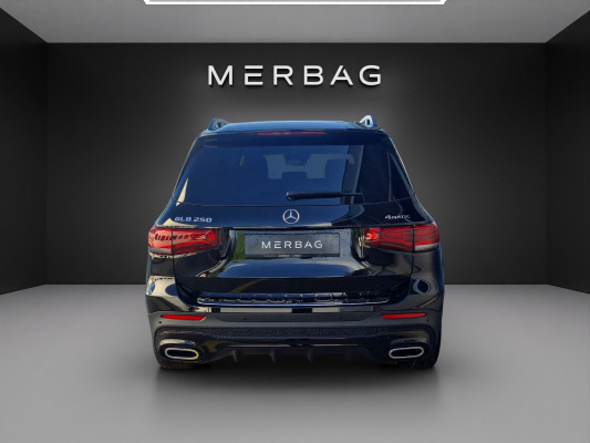 MERCEDES-BENZ GLB 250 AMG Line 4 MATIC - 5