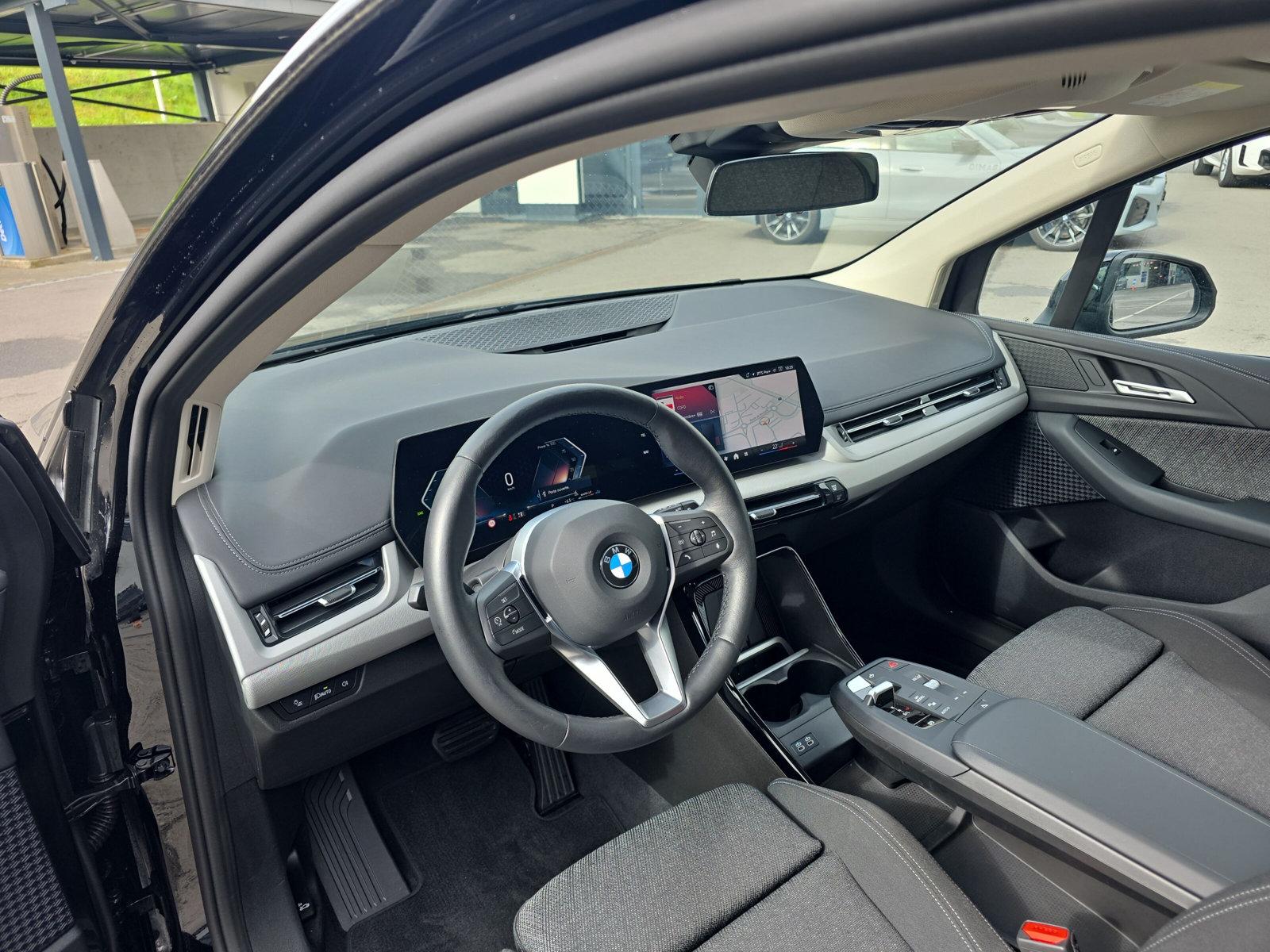 BMW 218d Active Tourer U06 (CH) AHK 1.4T - 21