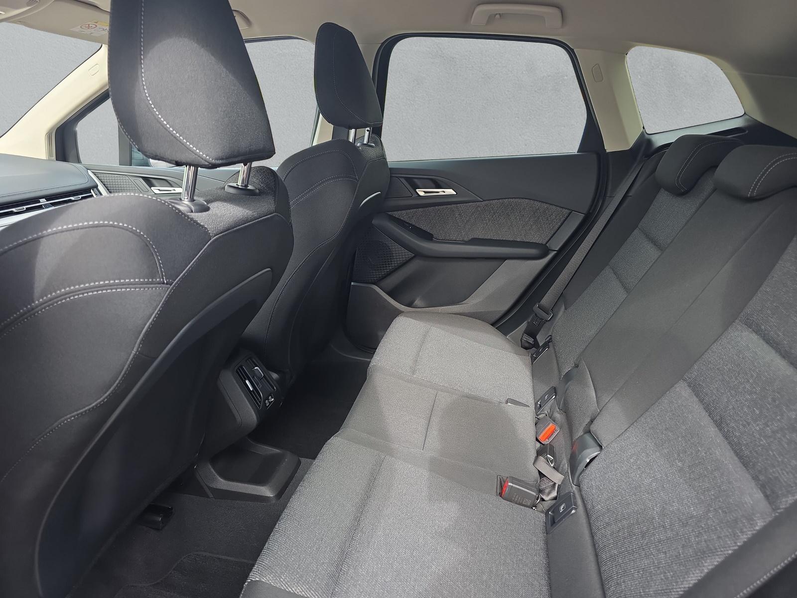 BMW 218d Active Tourer U06 (CH) AHK 1.4T - 12